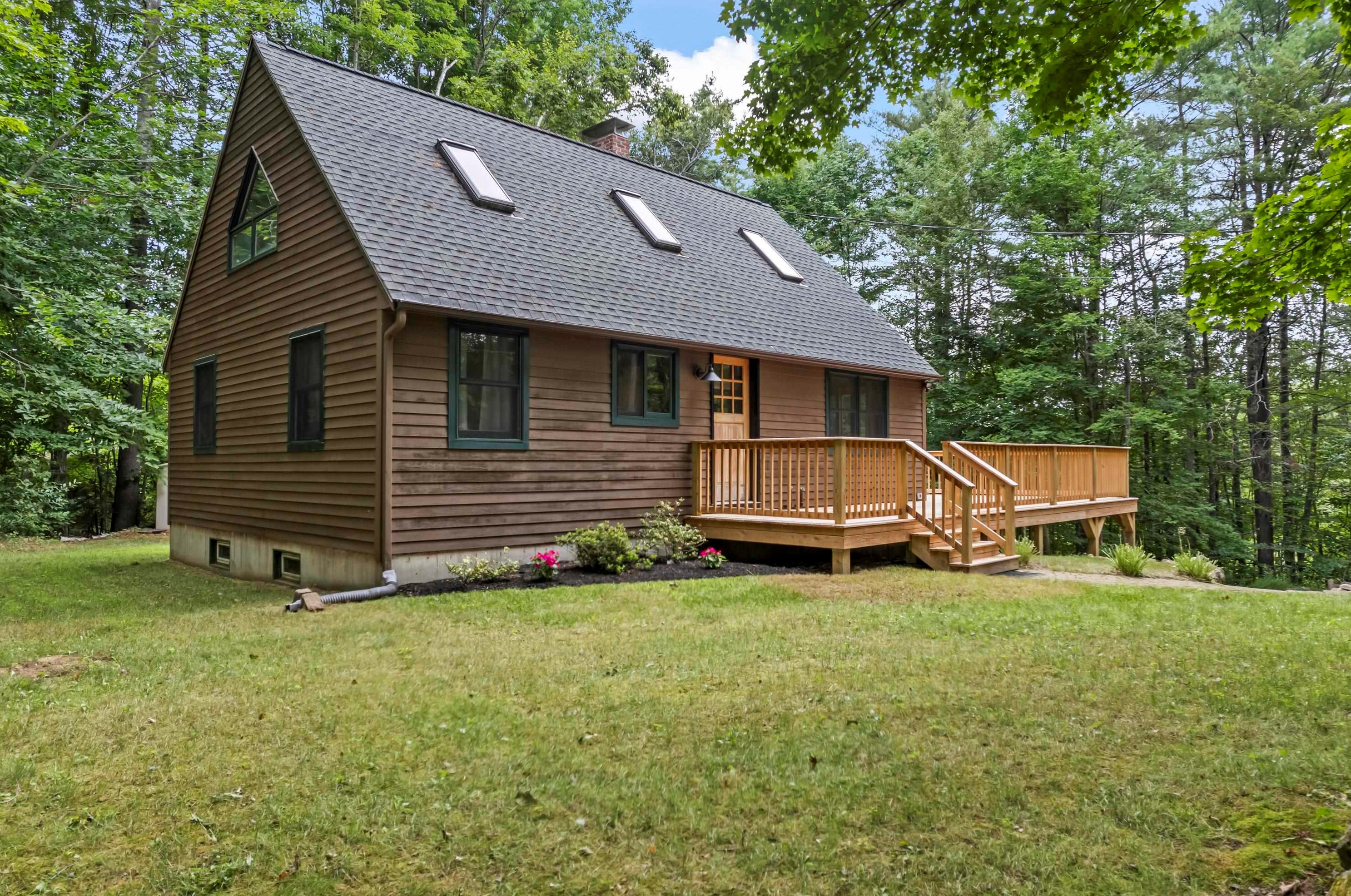 44 Teneriffe Rd, Milton, NH 03851