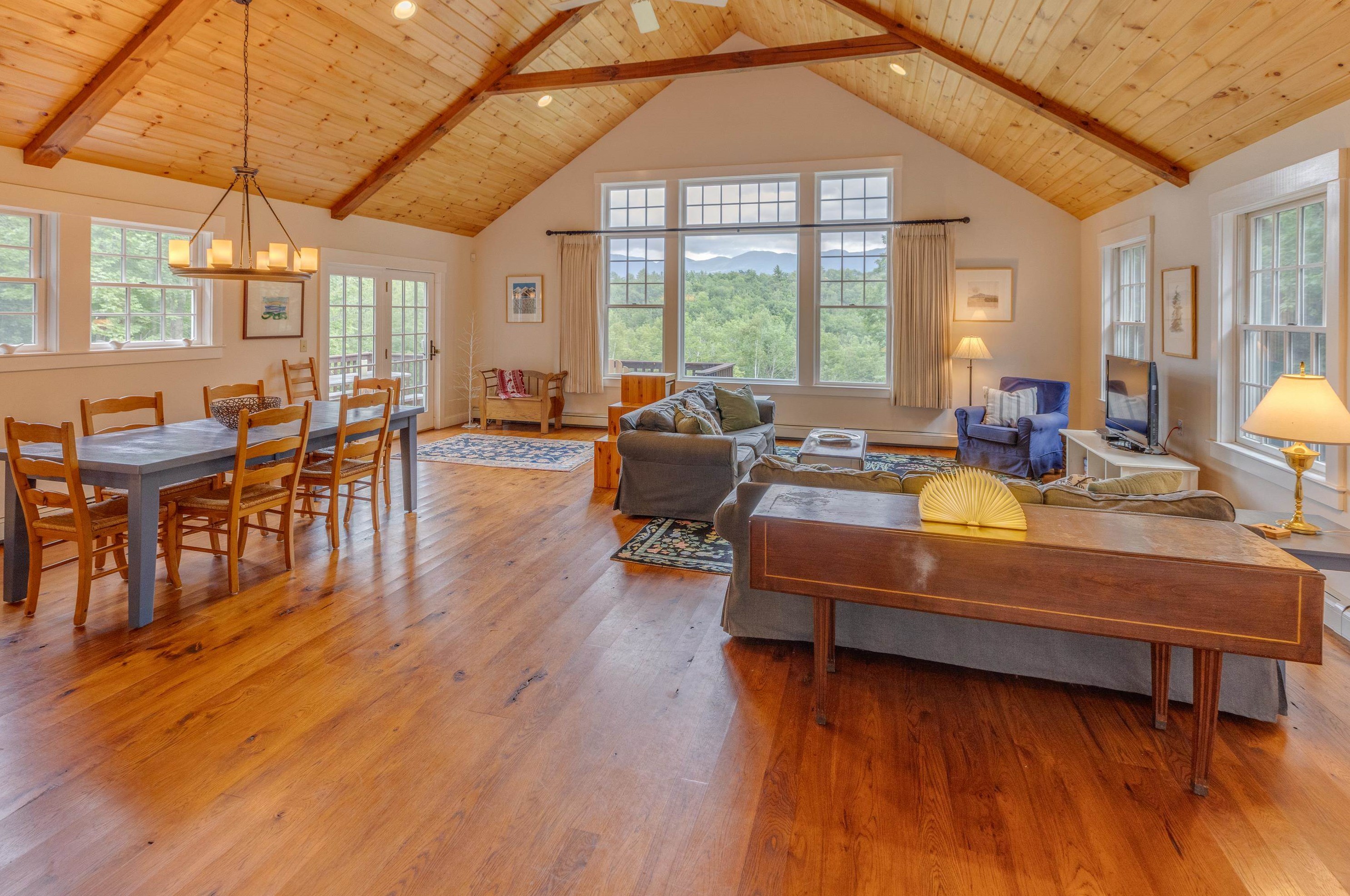 231 Toad Hill Rd, Landaff, NH 03586