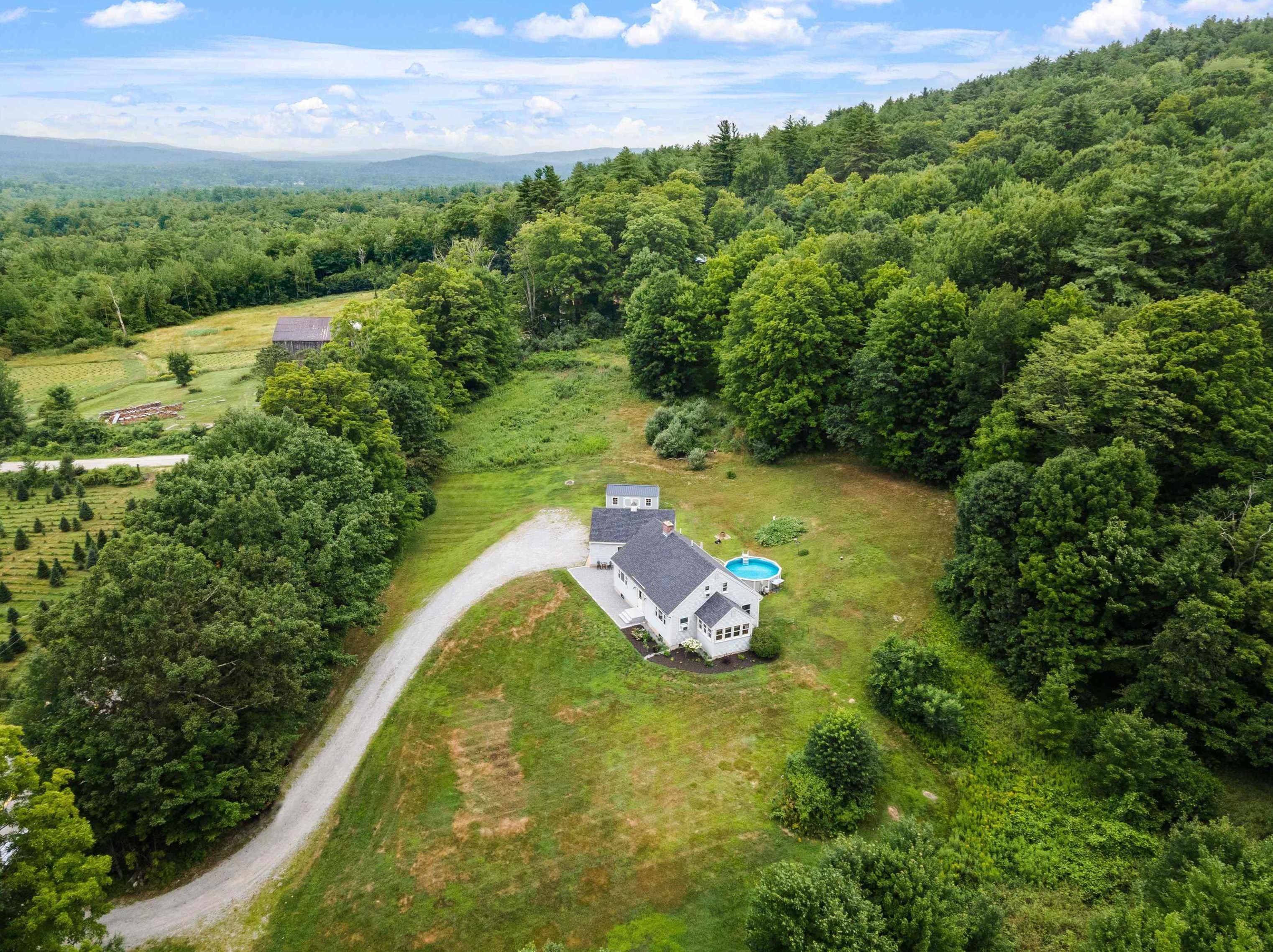 2398 Hopkinton Rd, Hopkinton, NH 03229