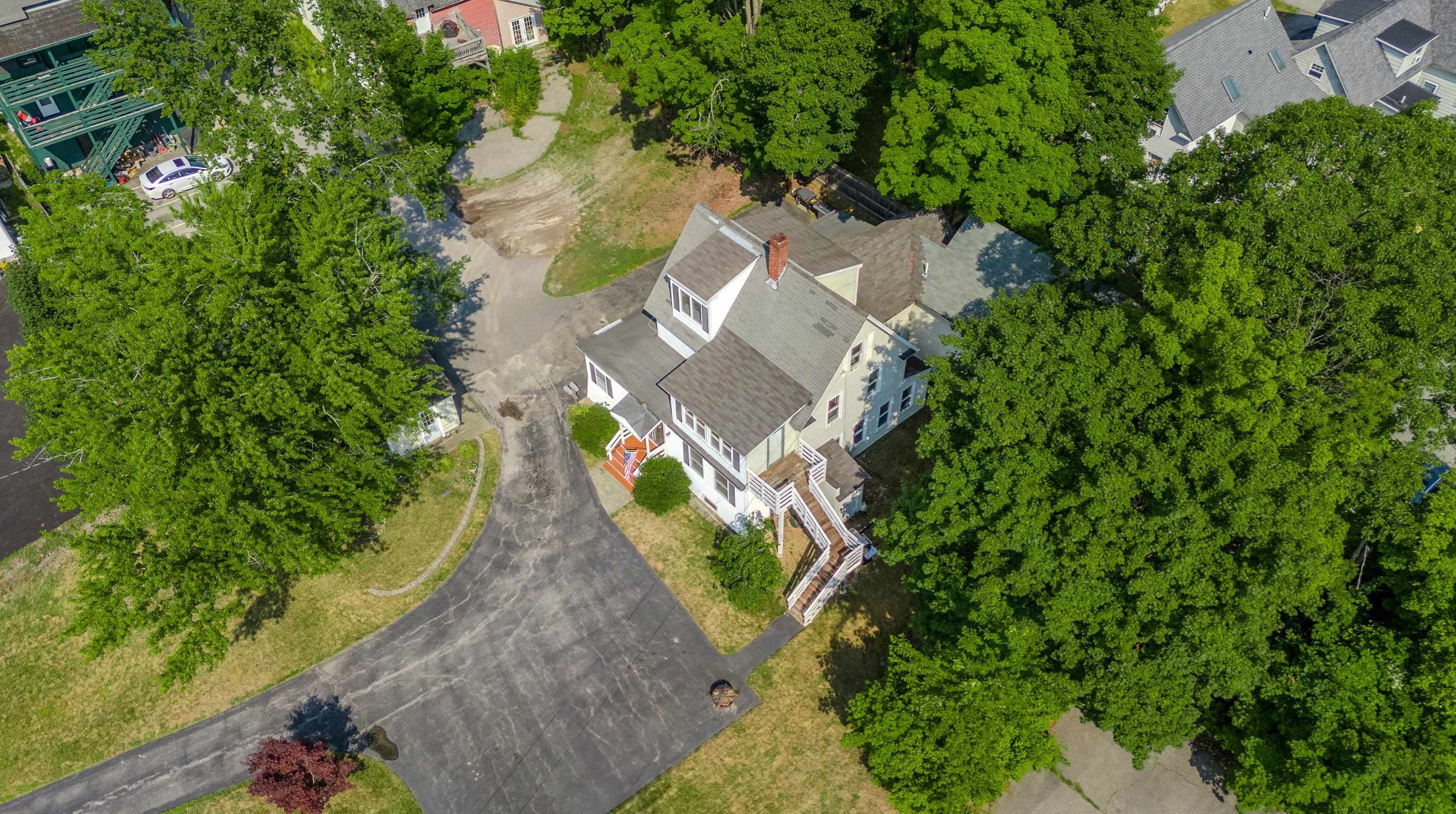 6 Flanders Ct, Goffstown, NH 03045