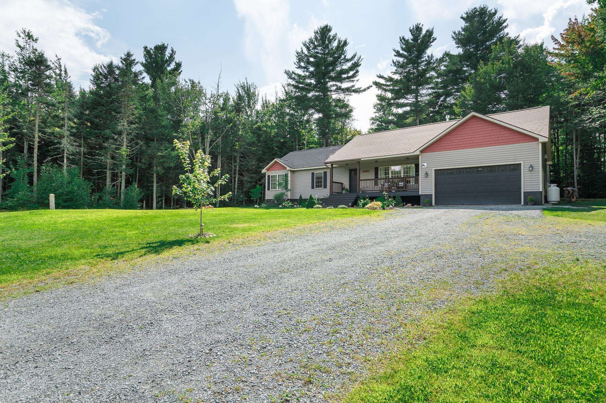 20 Fieldstone Rd, Shelburne, NH 03581