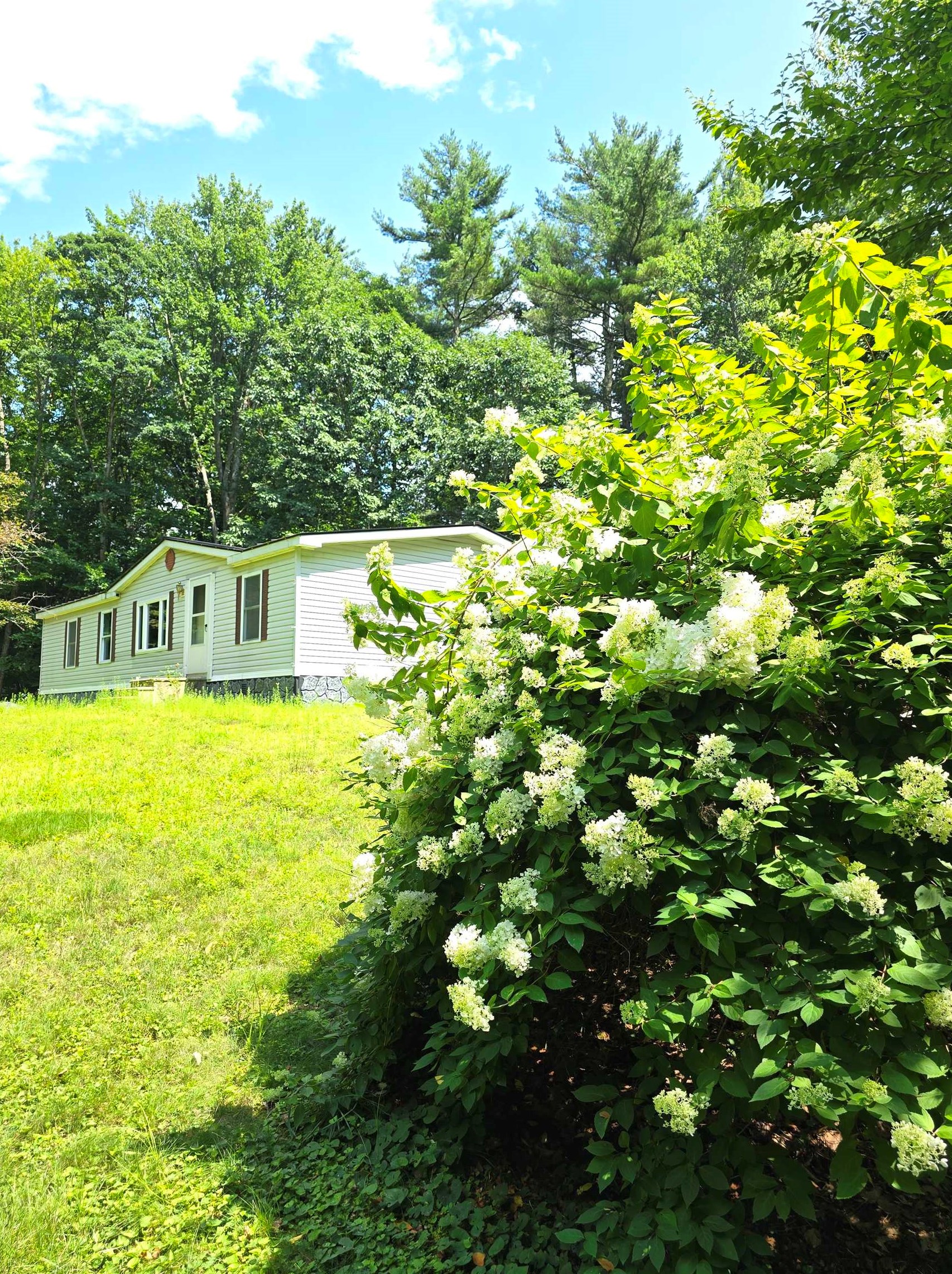 14 Bass Rd, Northwood, NH 03261
