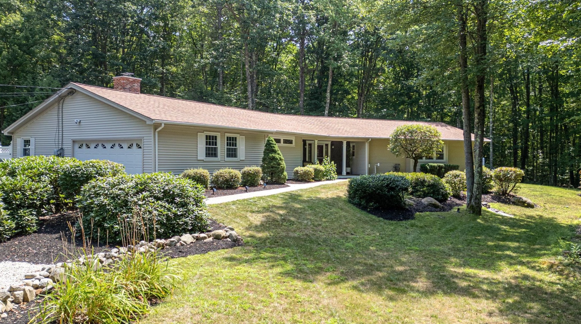 31 Poor Richards Dr, Concord, NH 03304