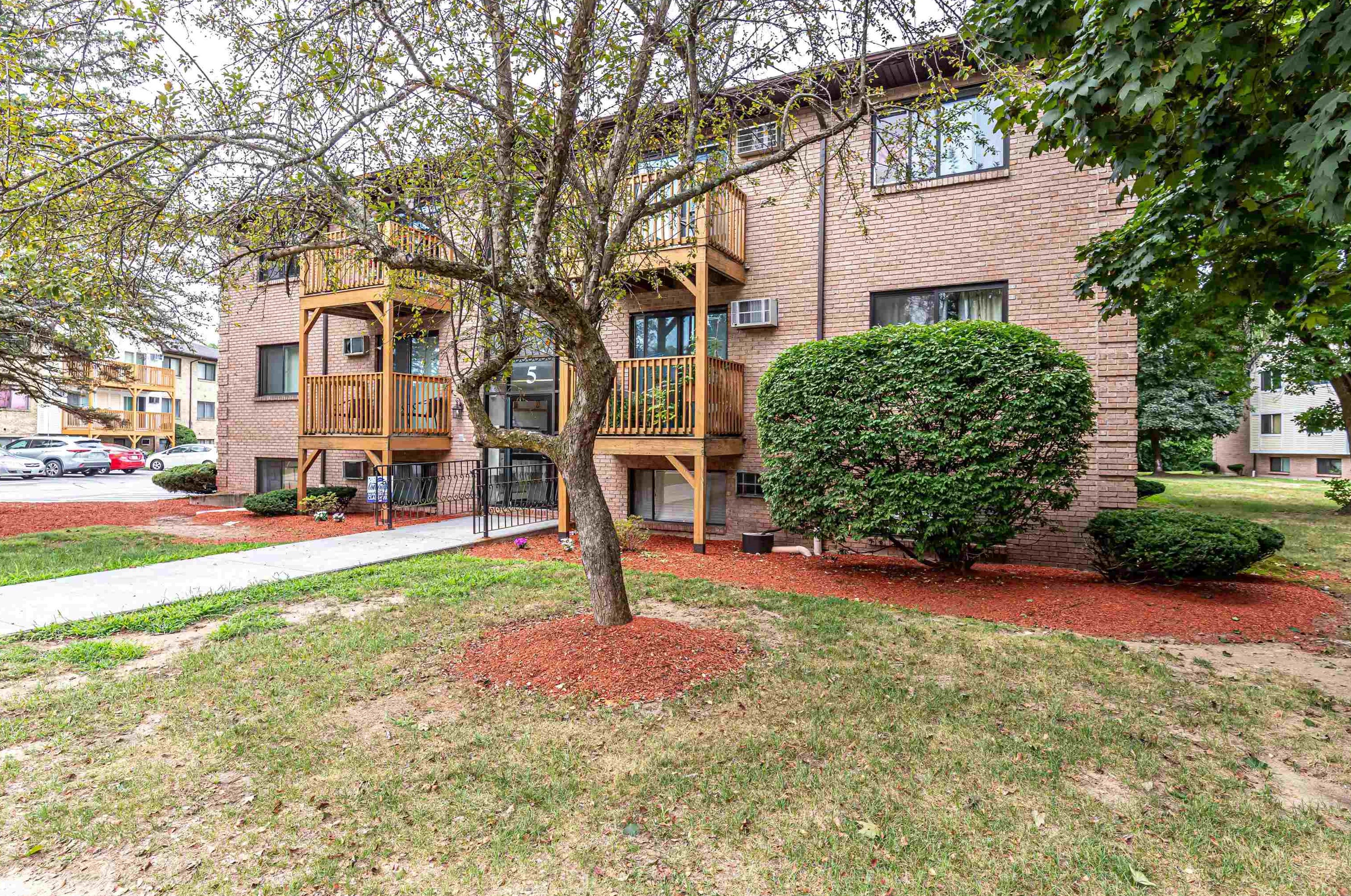 5 Lancelot Court #24, Salem, NH 03079