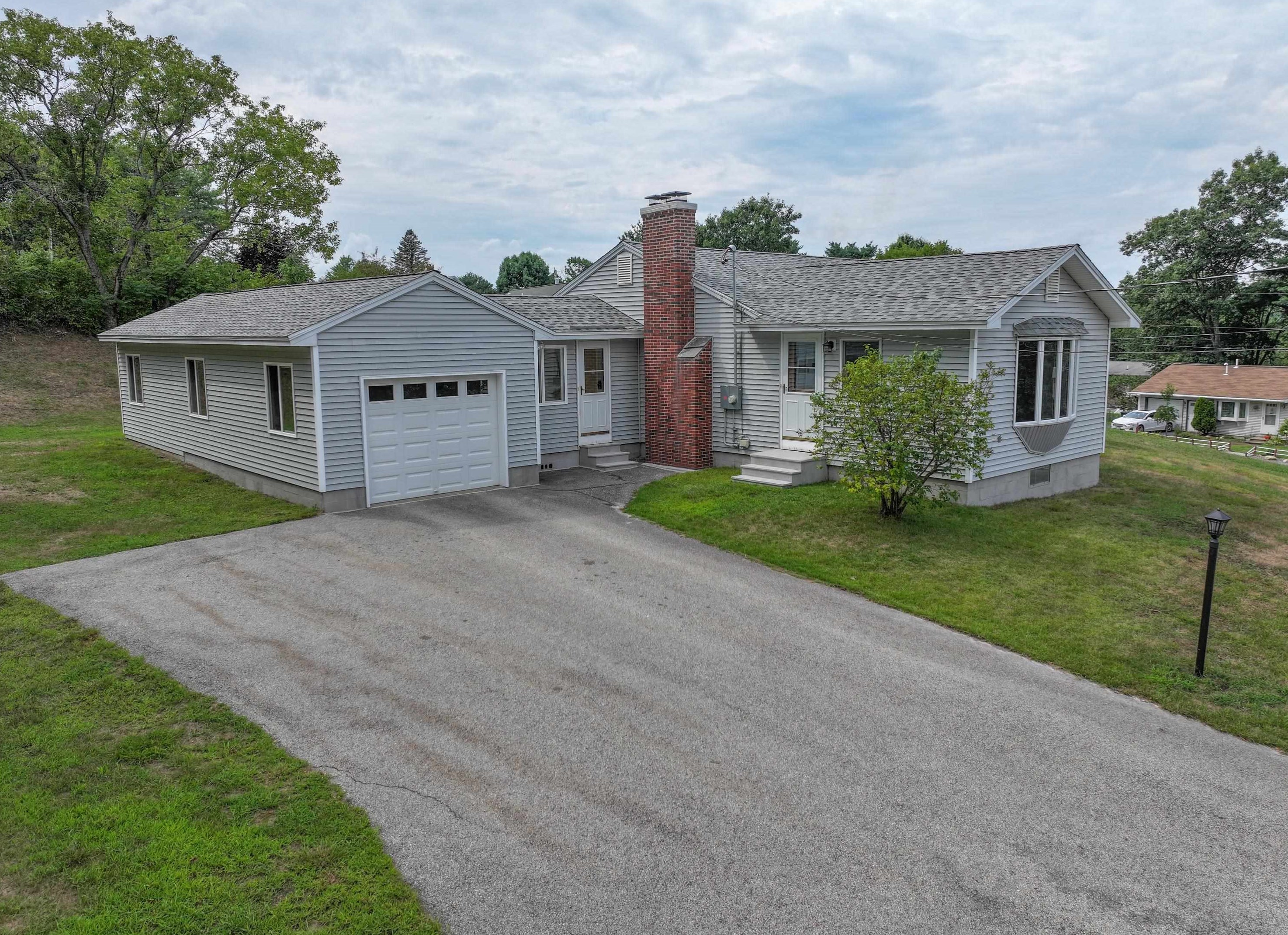 2 Lincoln St, Allenstown, NH 03275