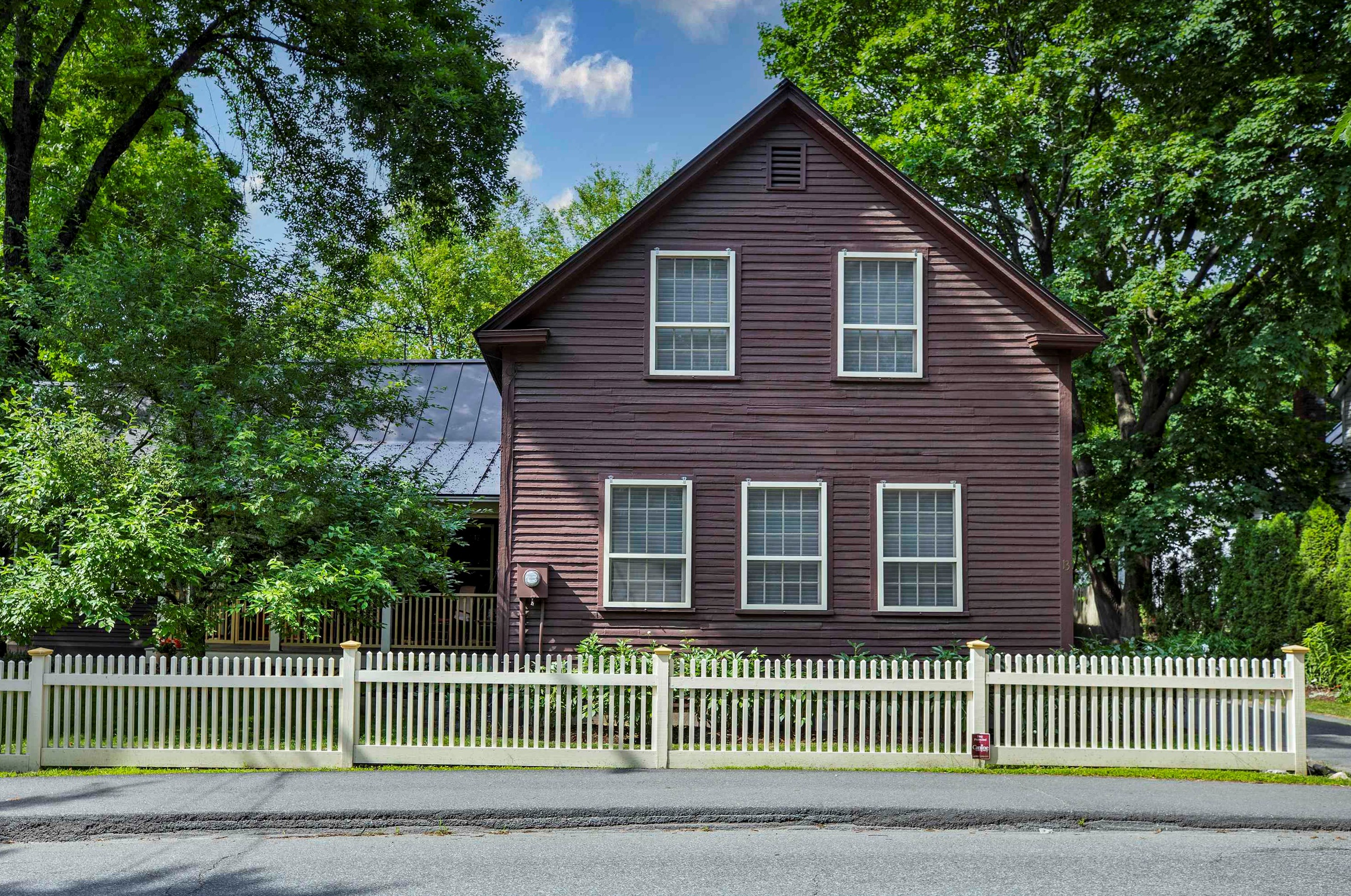 13 Maple St, Hanover, NH 03755