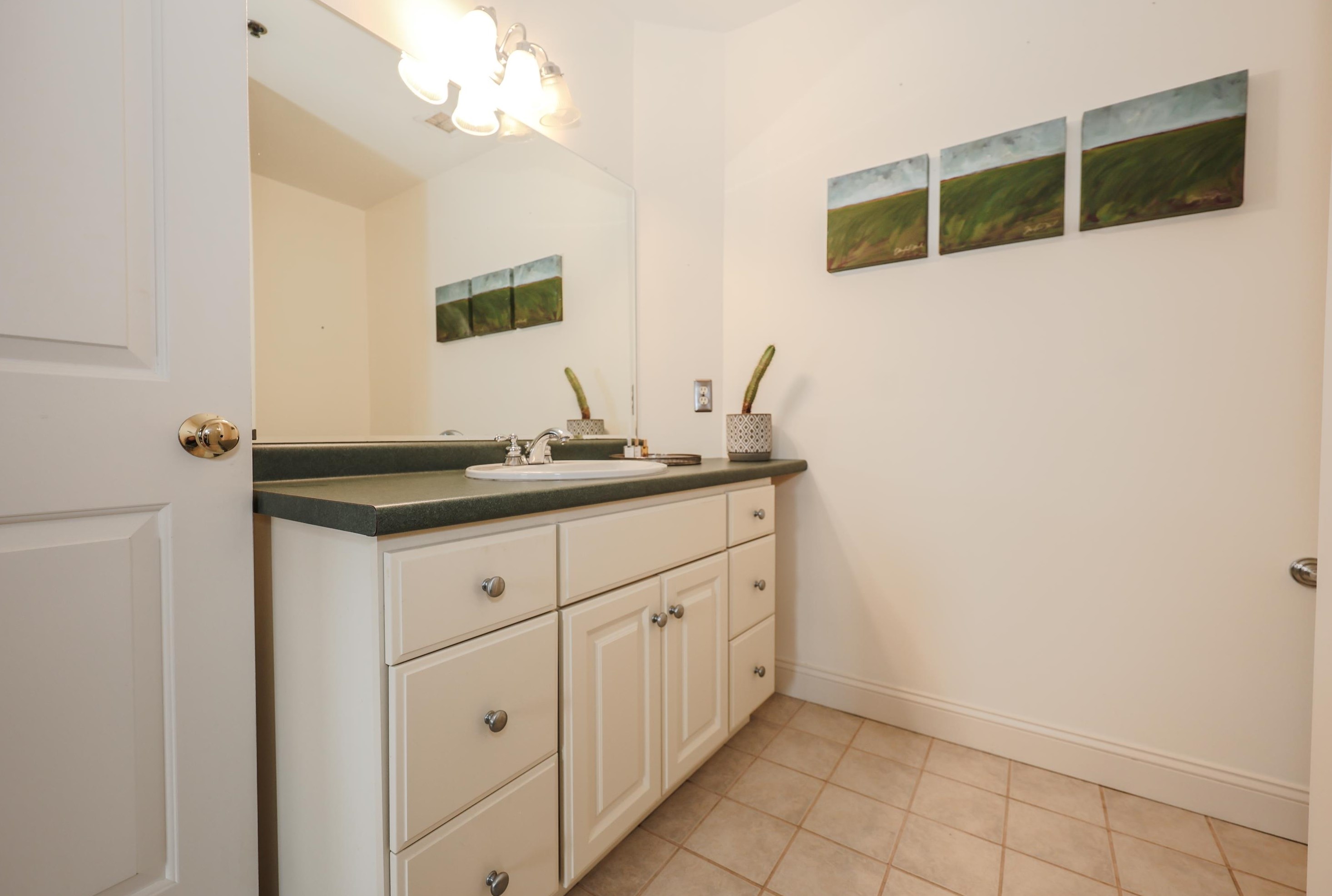6 Bay Rd #10, Newmarket, NH 03857