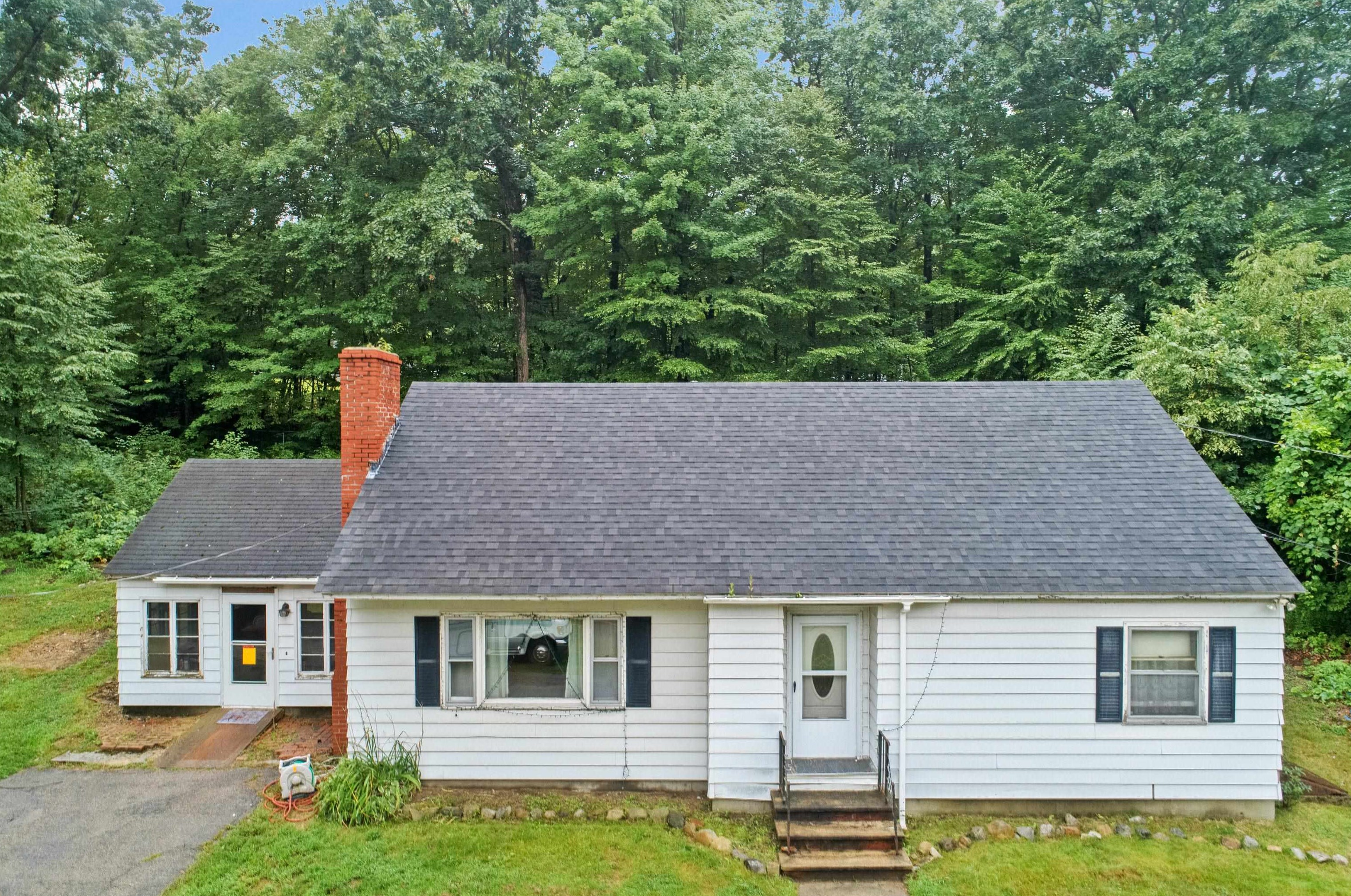 38 Grandview Rd, Concord, NH 03304