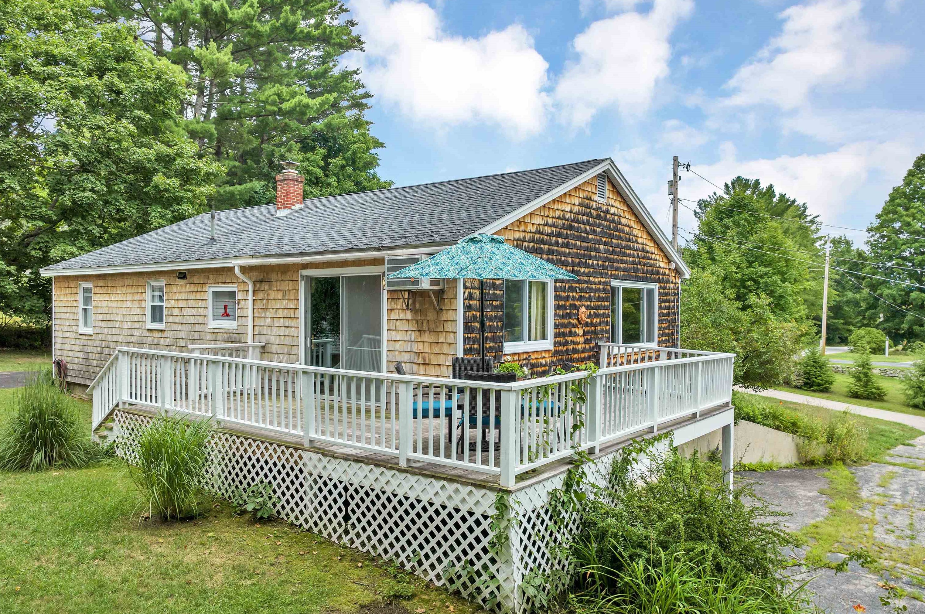 13 Lucas St, Tuftonboro, NH 03894