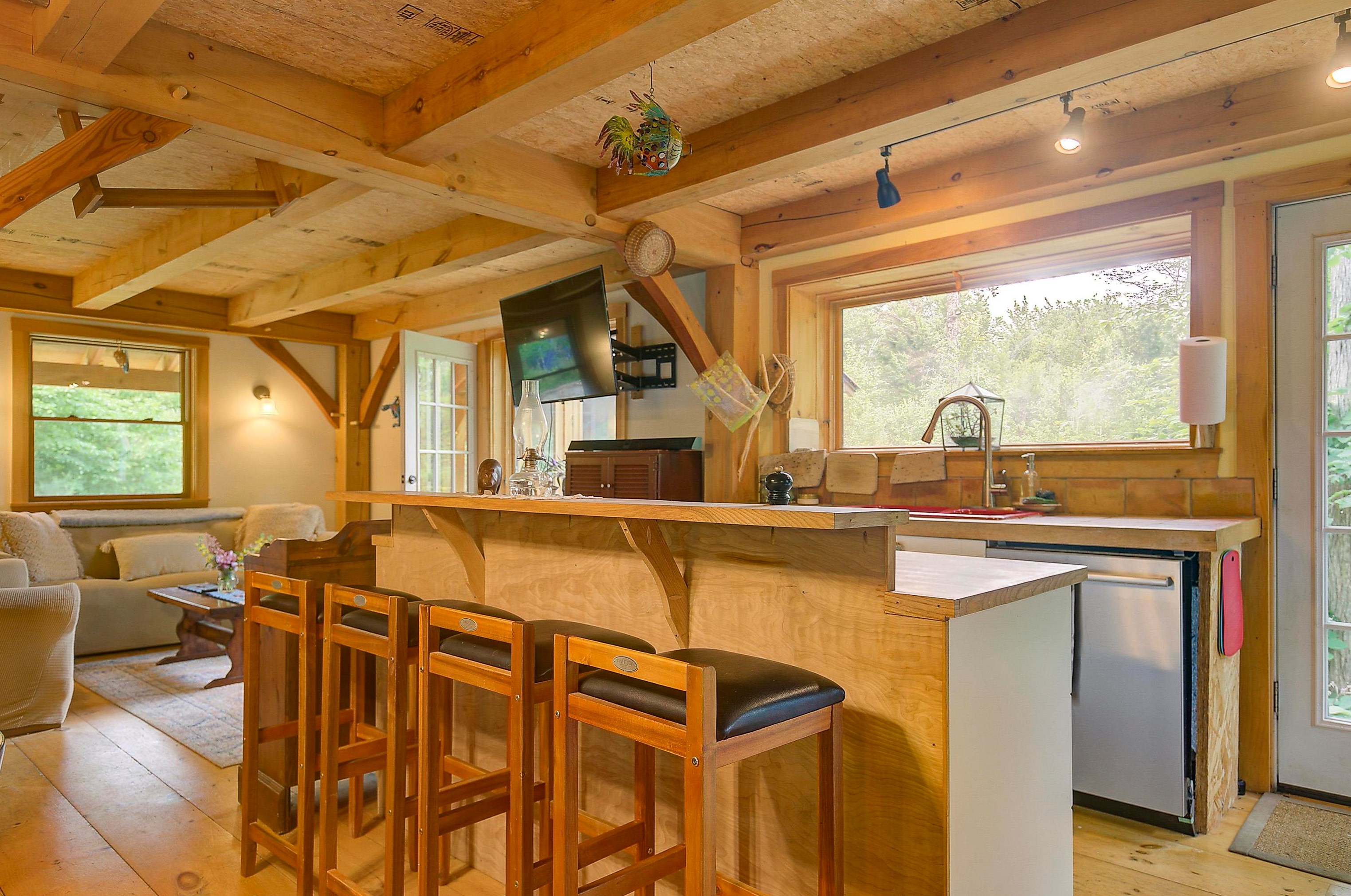67 Middle Rd, Sandwich, NH 03227
