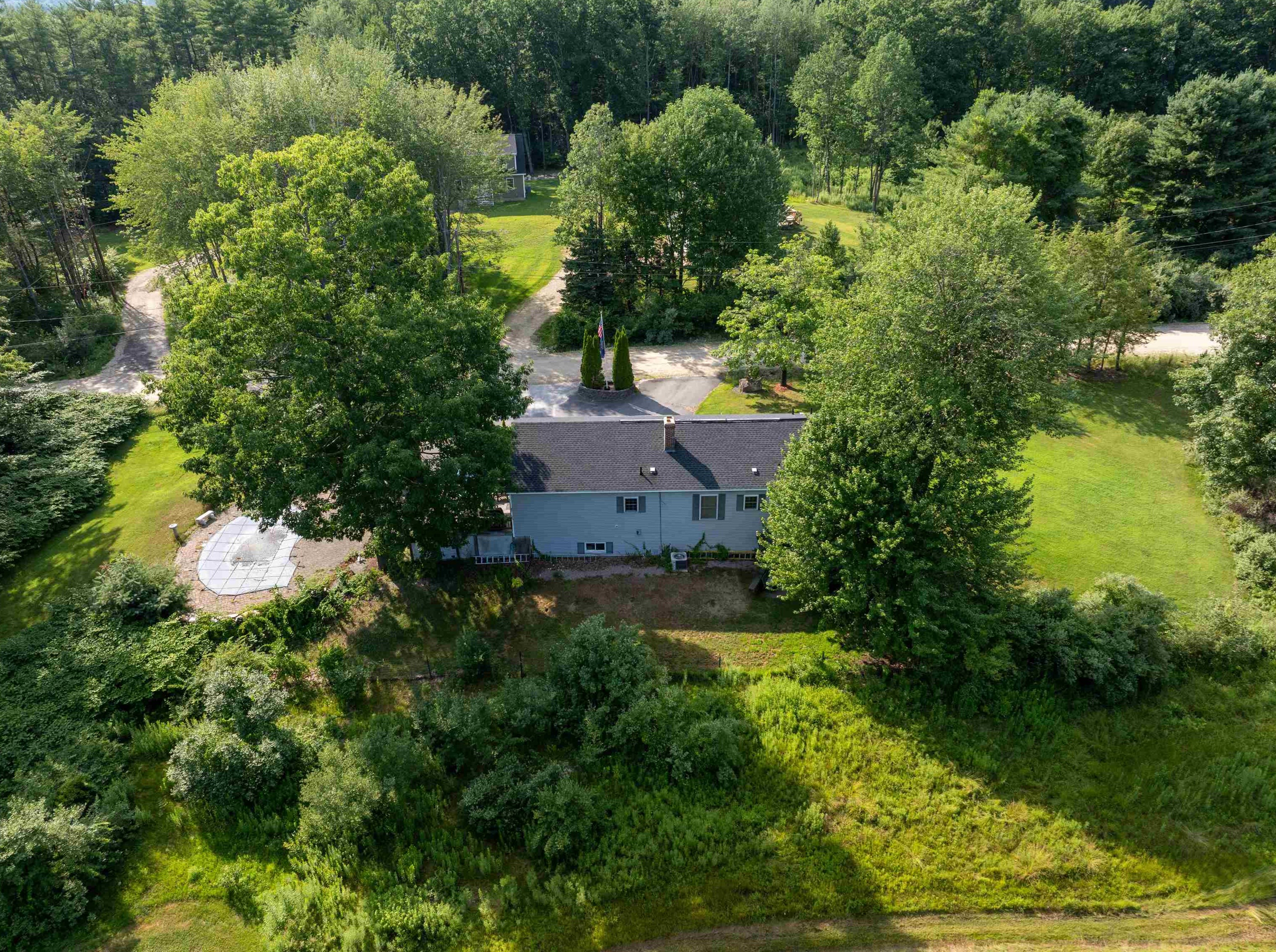 6 Laura Dr, Rochester, NH 03867