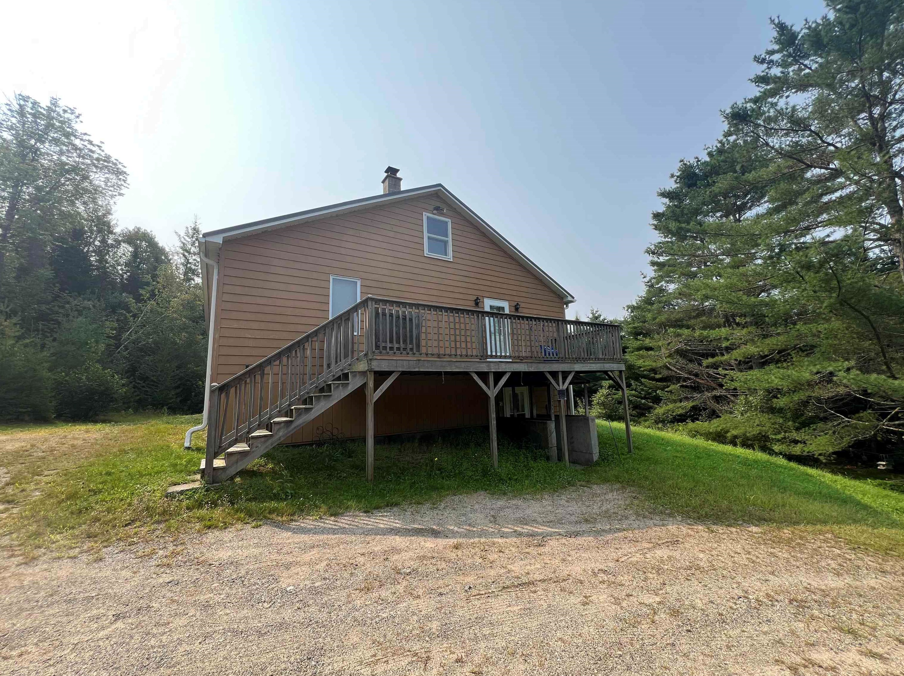 14 Holt Rd, Dummer, NH 03588