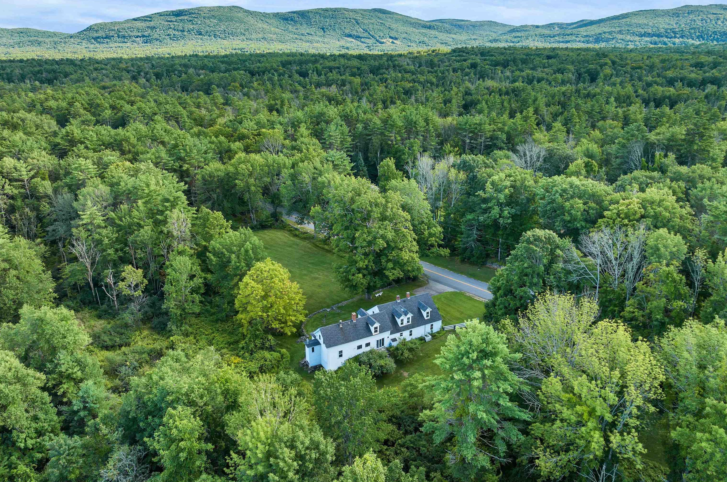 52 Lyford Rd, Wakefield, NH 03872-7336