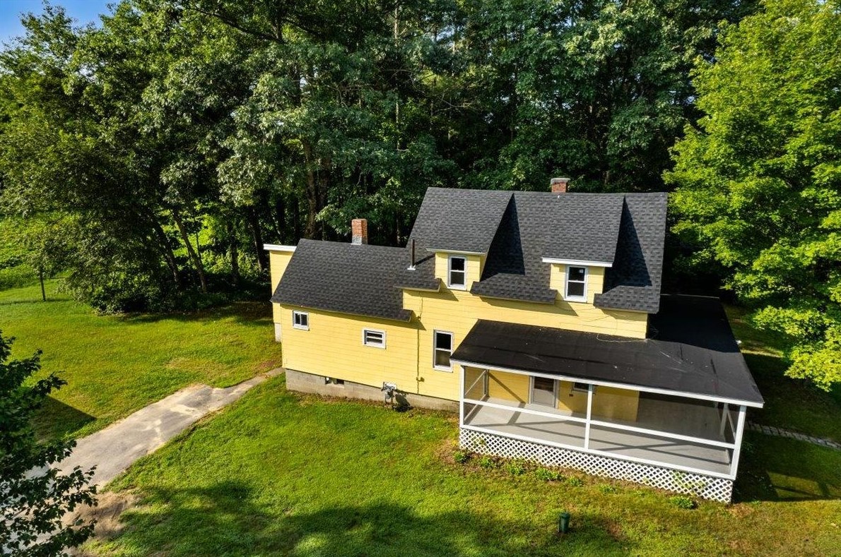 75 River Rd, Concord, NH 03303