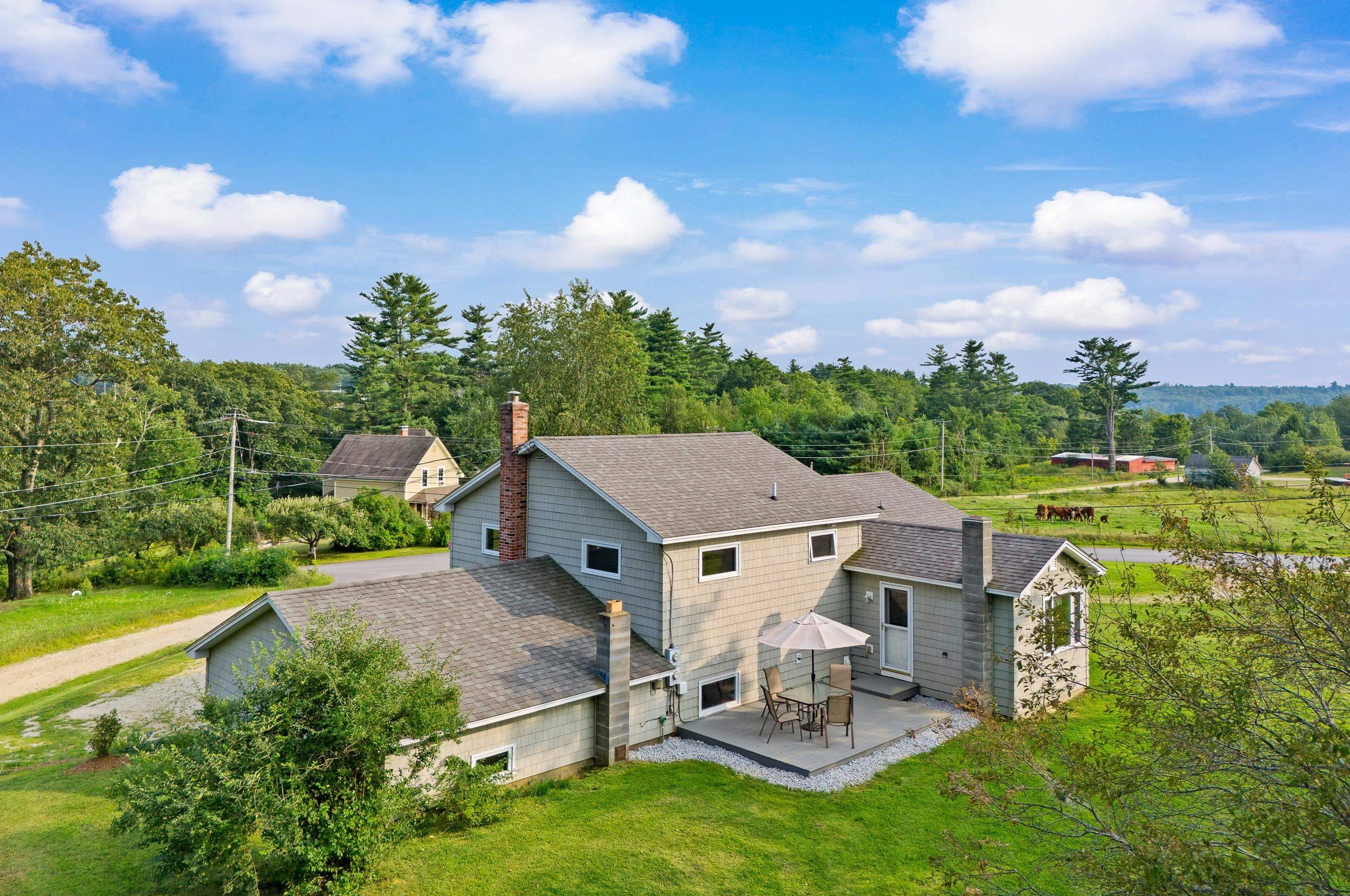 39 West St, Northwood, NH 03261