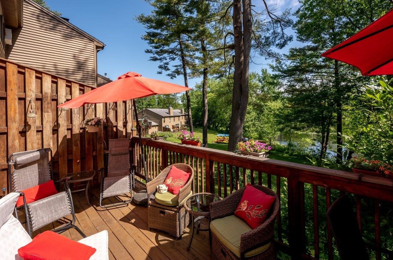 4 Bass St #g, Newmarket, NH 03857