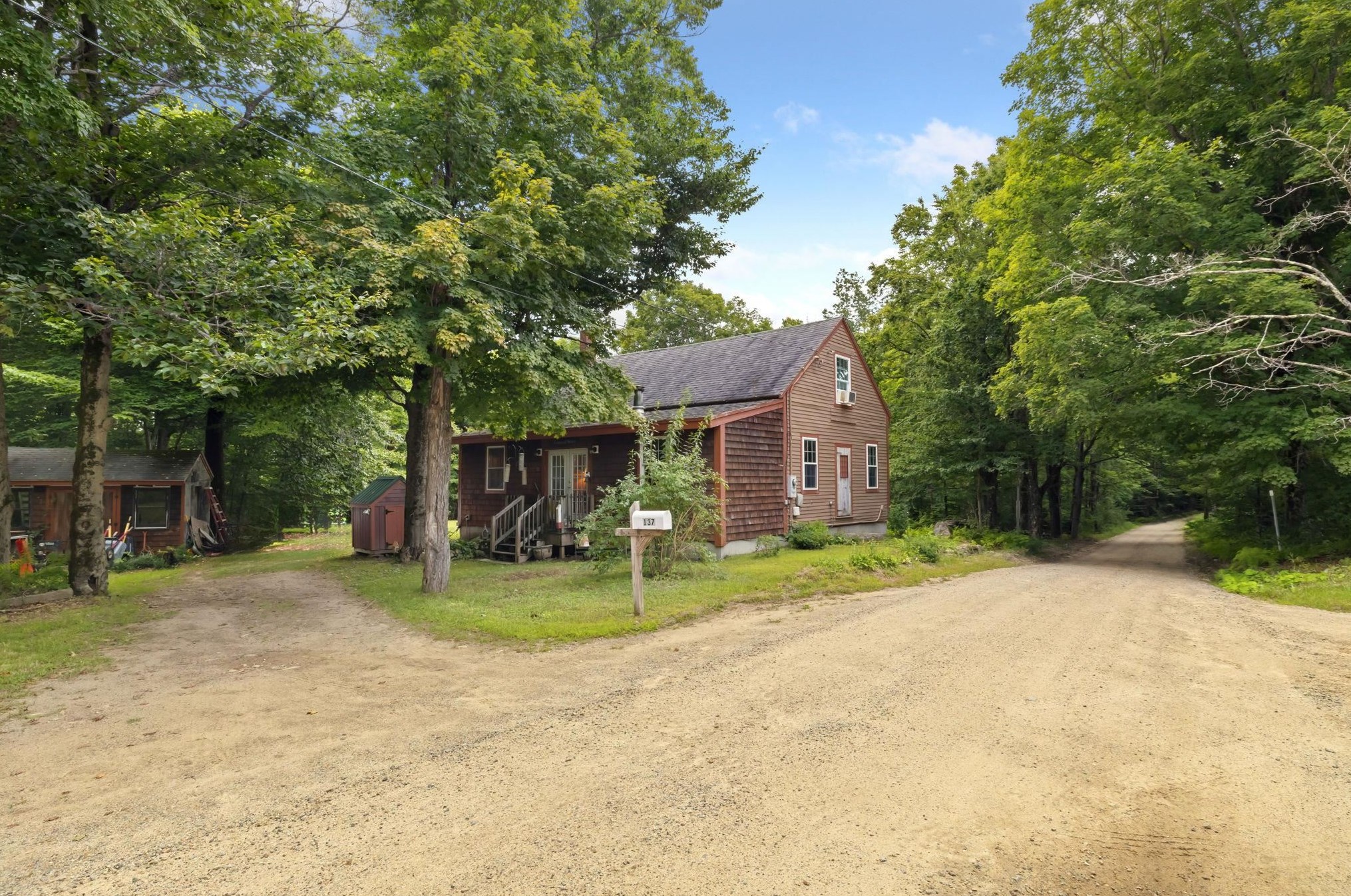 137 Lockes Corner Rd, Alton, NH 03809
