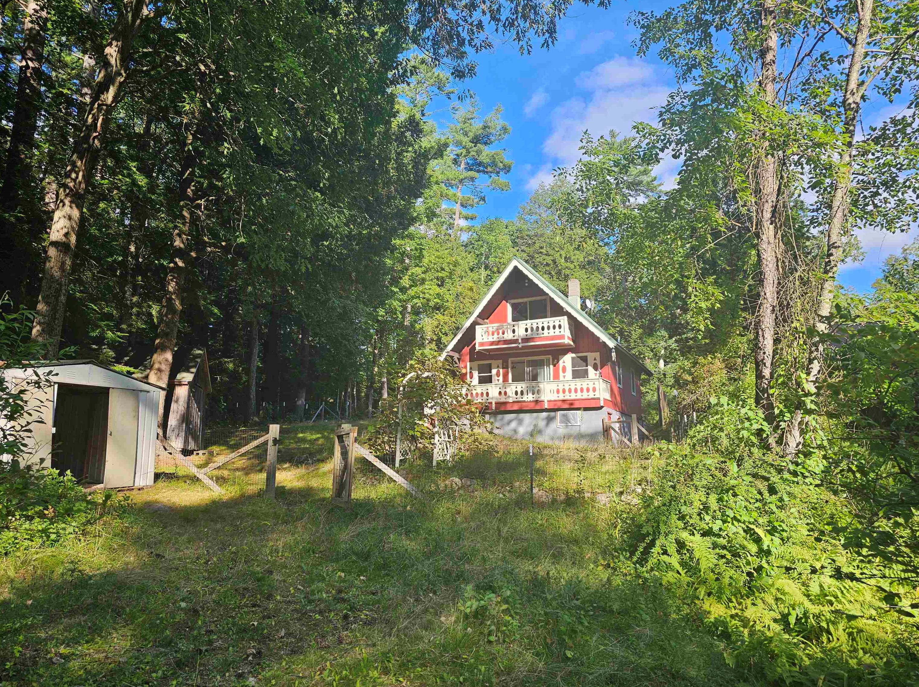 16 E Shore Rd, Swanzey Center, NH 03446