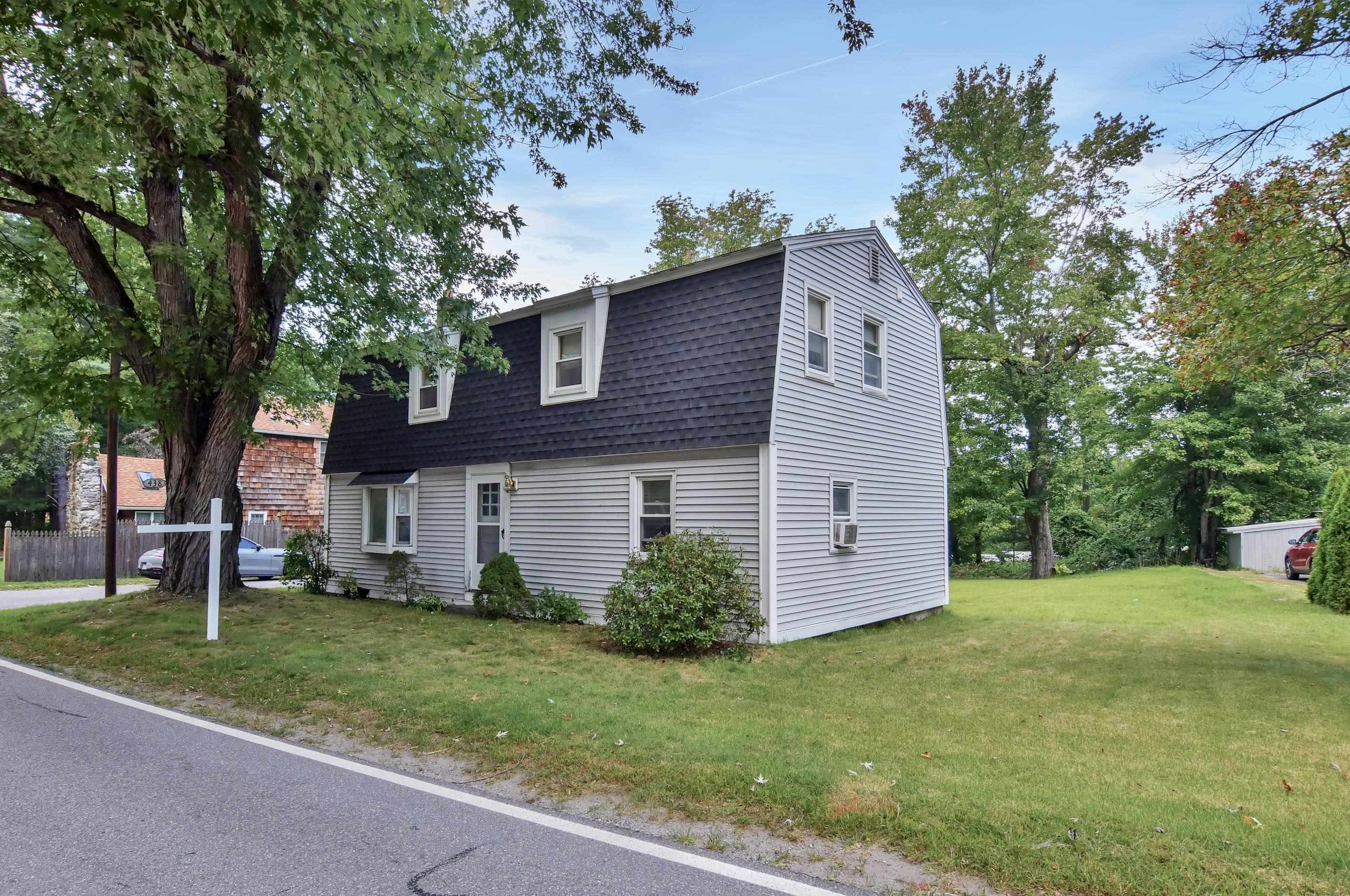 438 Boston Post Rd, Amherst, NH 03031-2297