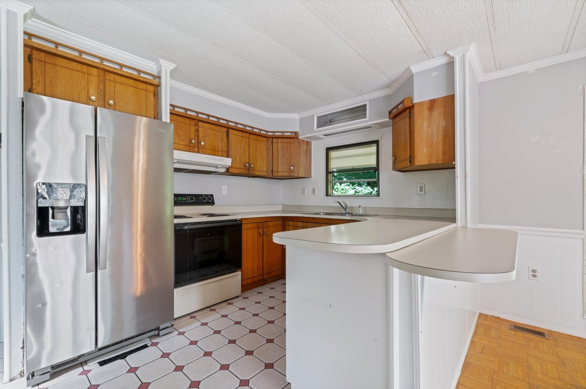 50 Spruce Rd, Danville, NH 03819