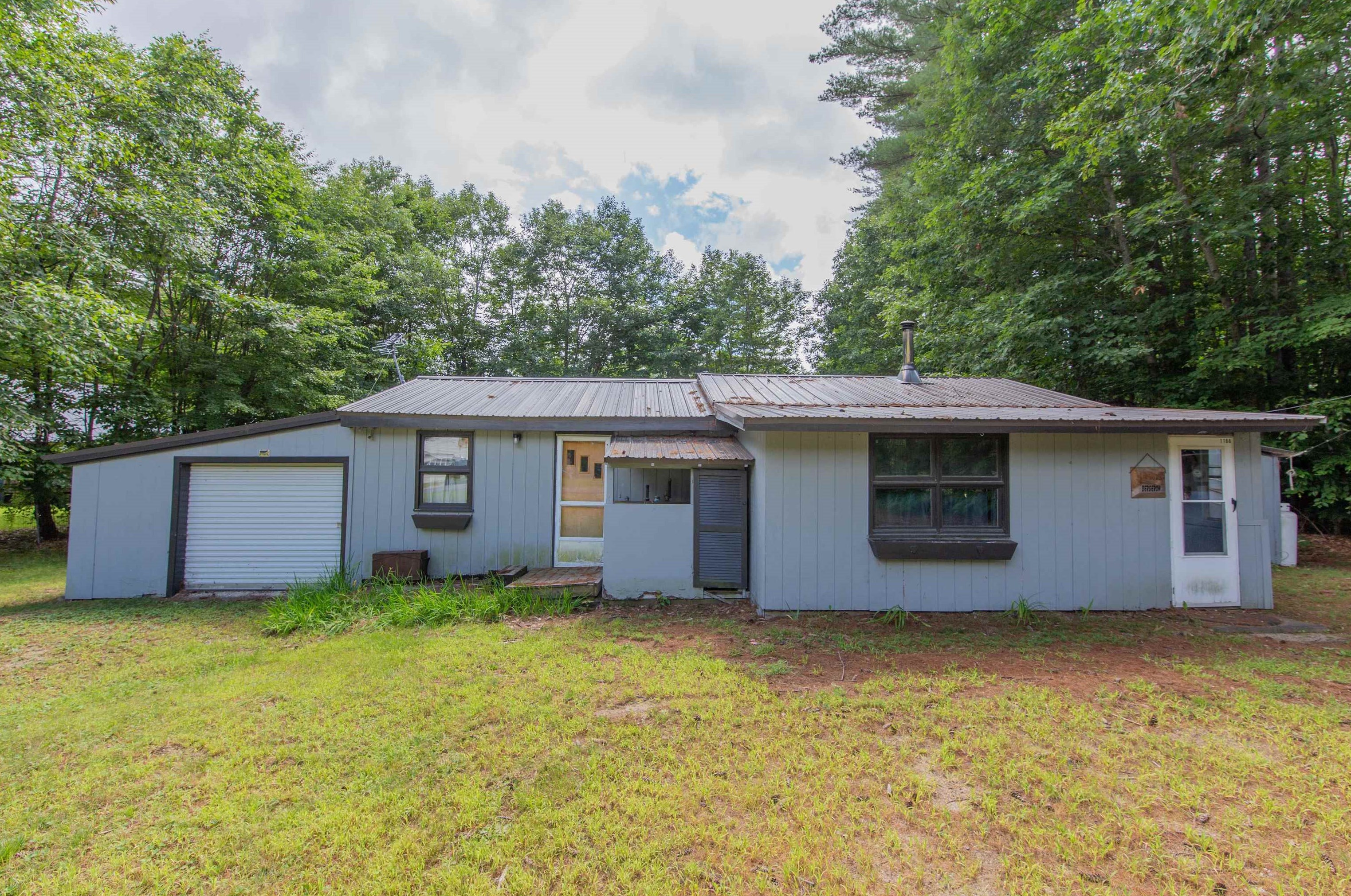 1166 Turkey St, Tamworth, NH 03886