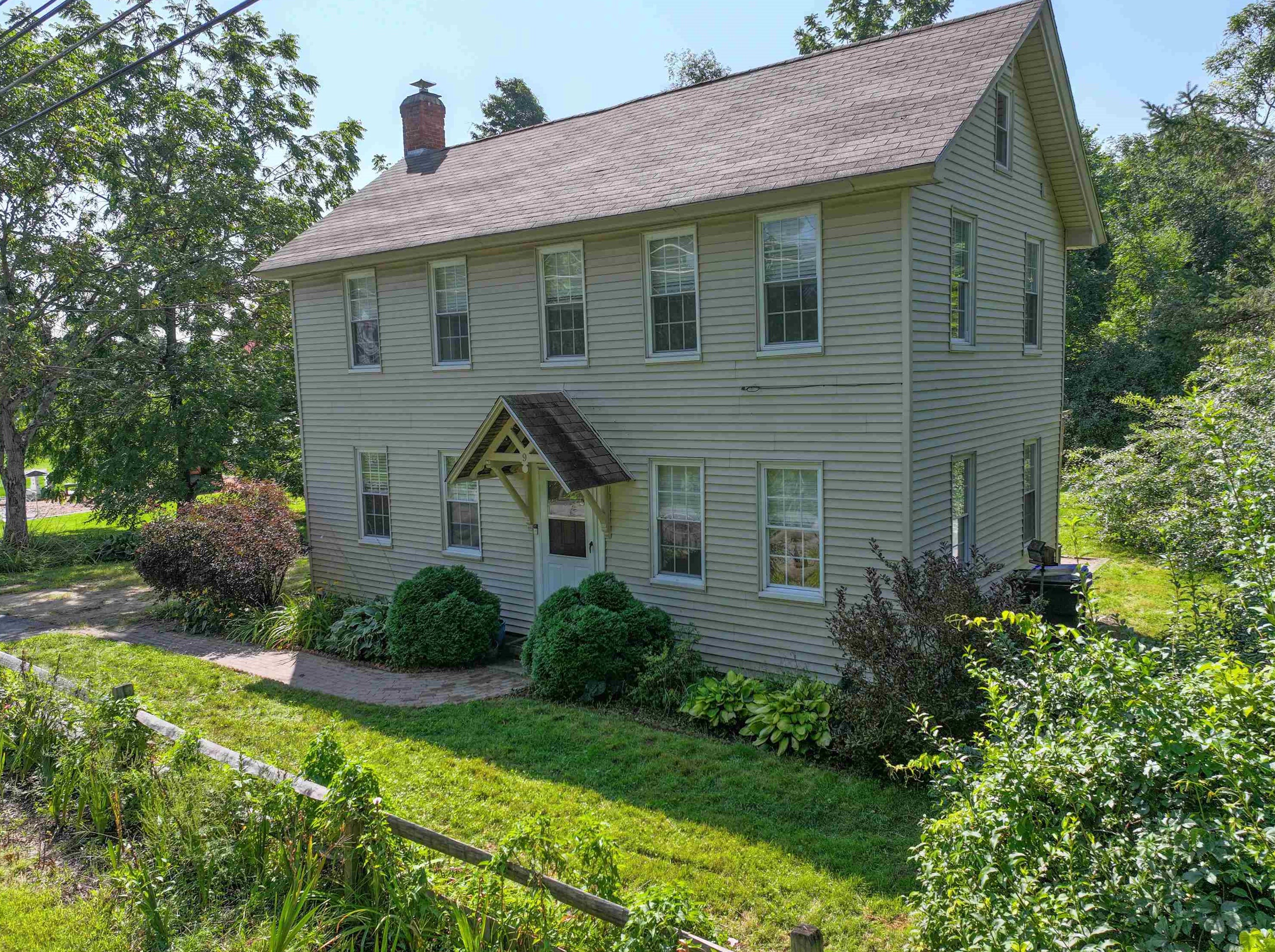 9 Carpenter St, Concord, NH 03301