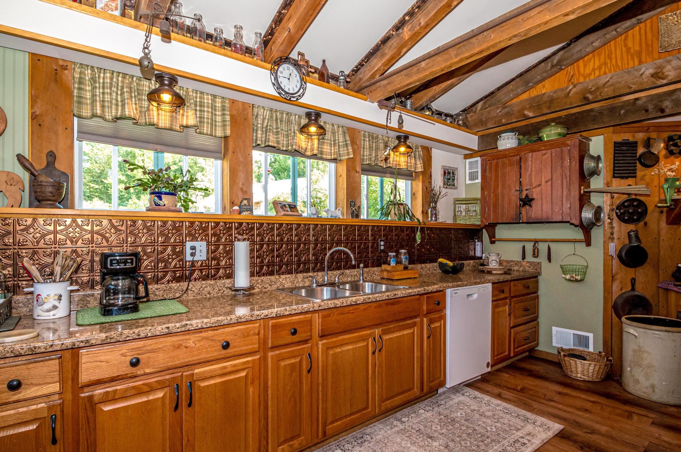 38 Ingerson Rd, Lancaster, NH 03584