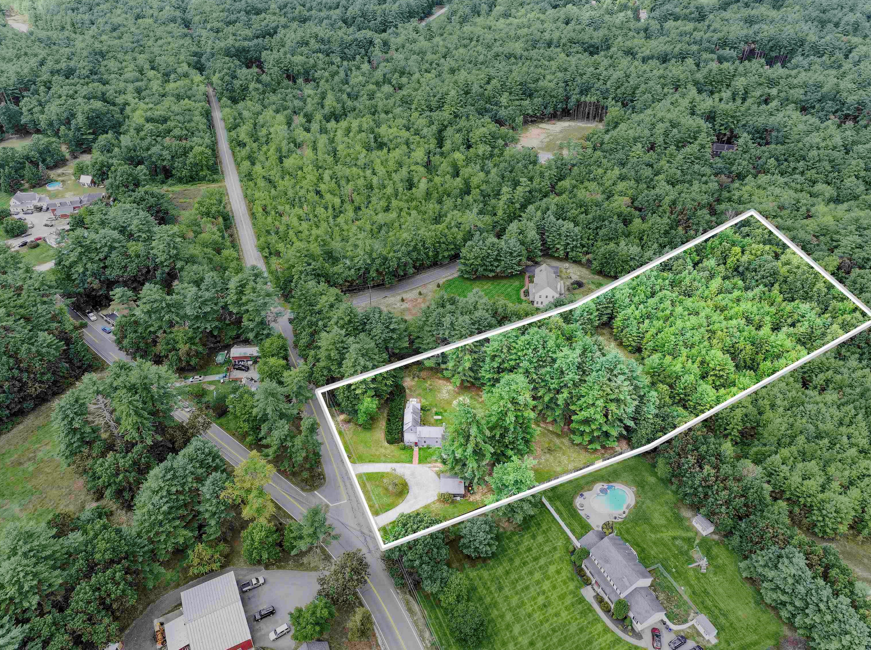 40 Corduroy Rd, Amherst, NH 03031