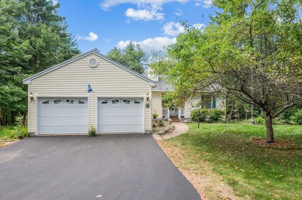 69 Pearson Rd, Alton, NH 03809