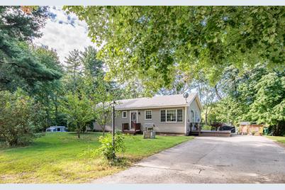 4 Birch Street, Kingston, NH 03848 - Photo 1