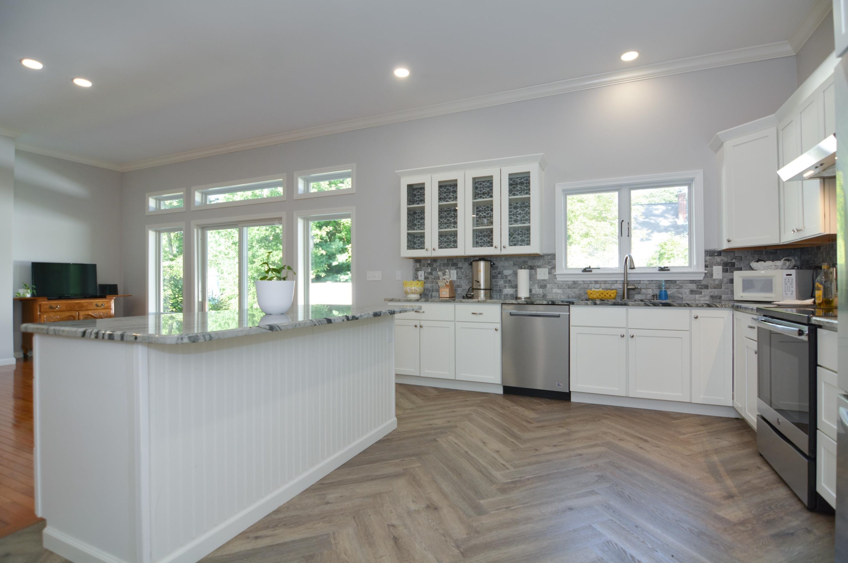3 Earl St, Salem, NH 03079