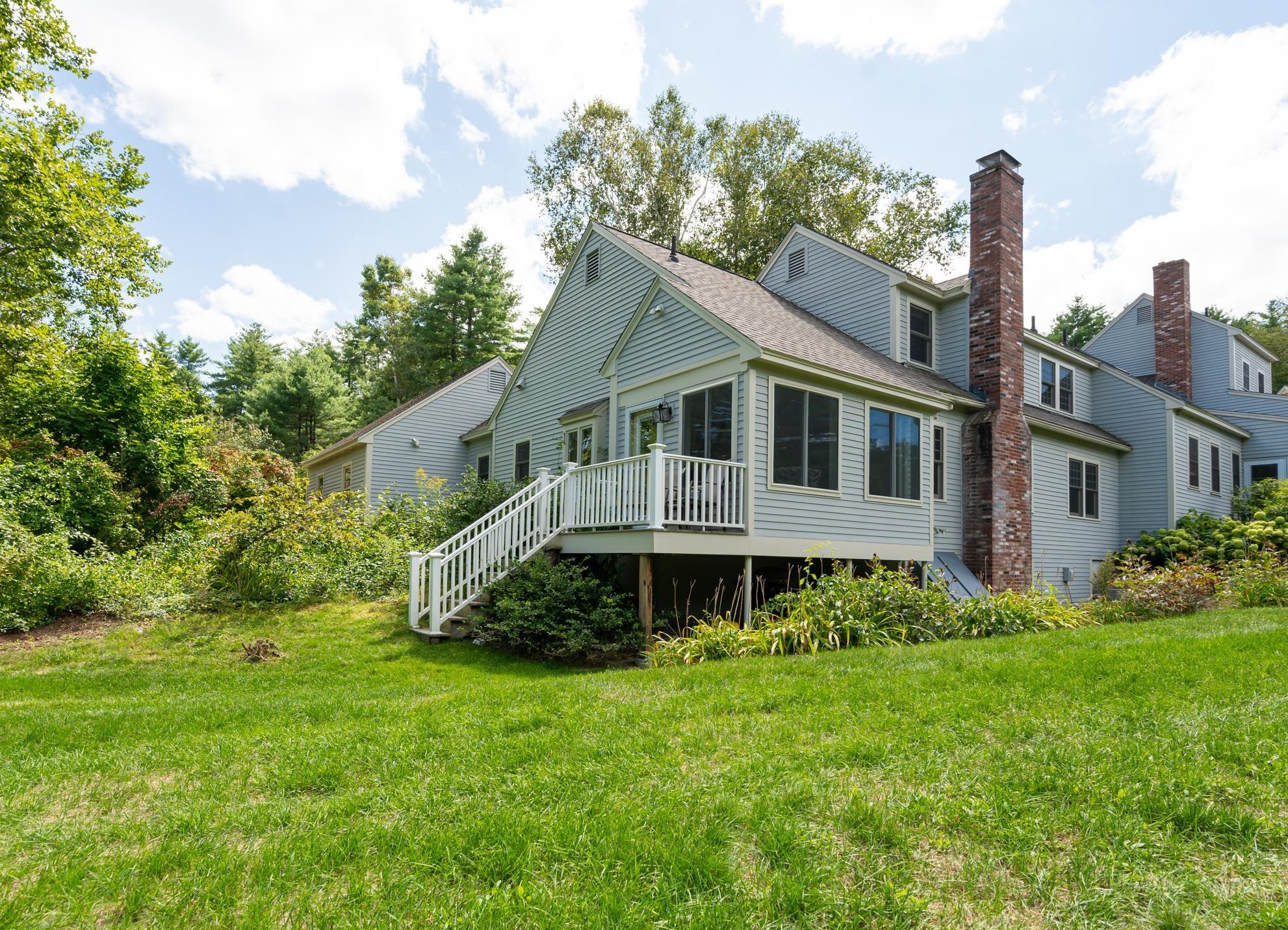 15 Atherton Ln #15, Amherst, NH 03031