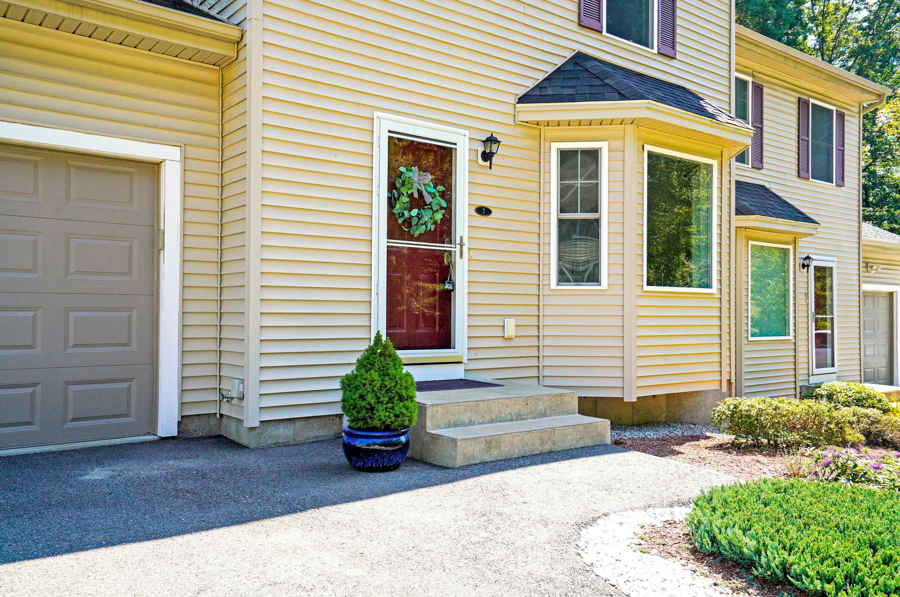 7 Scottie Way #7, Amherst, NH 03031