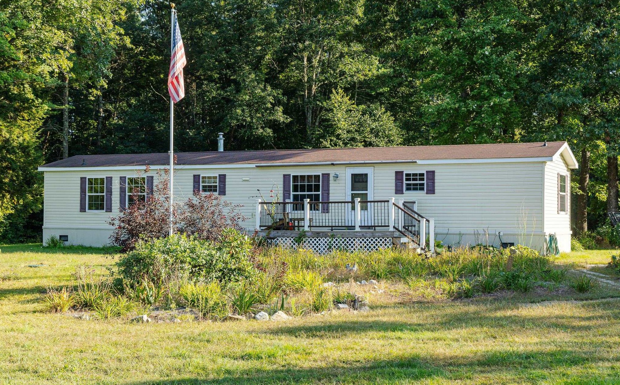 84 Valley Rd, Walpole, NH 03608