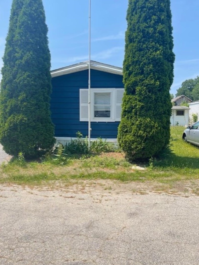 75 S Policy St #62, Salem, NH 03079