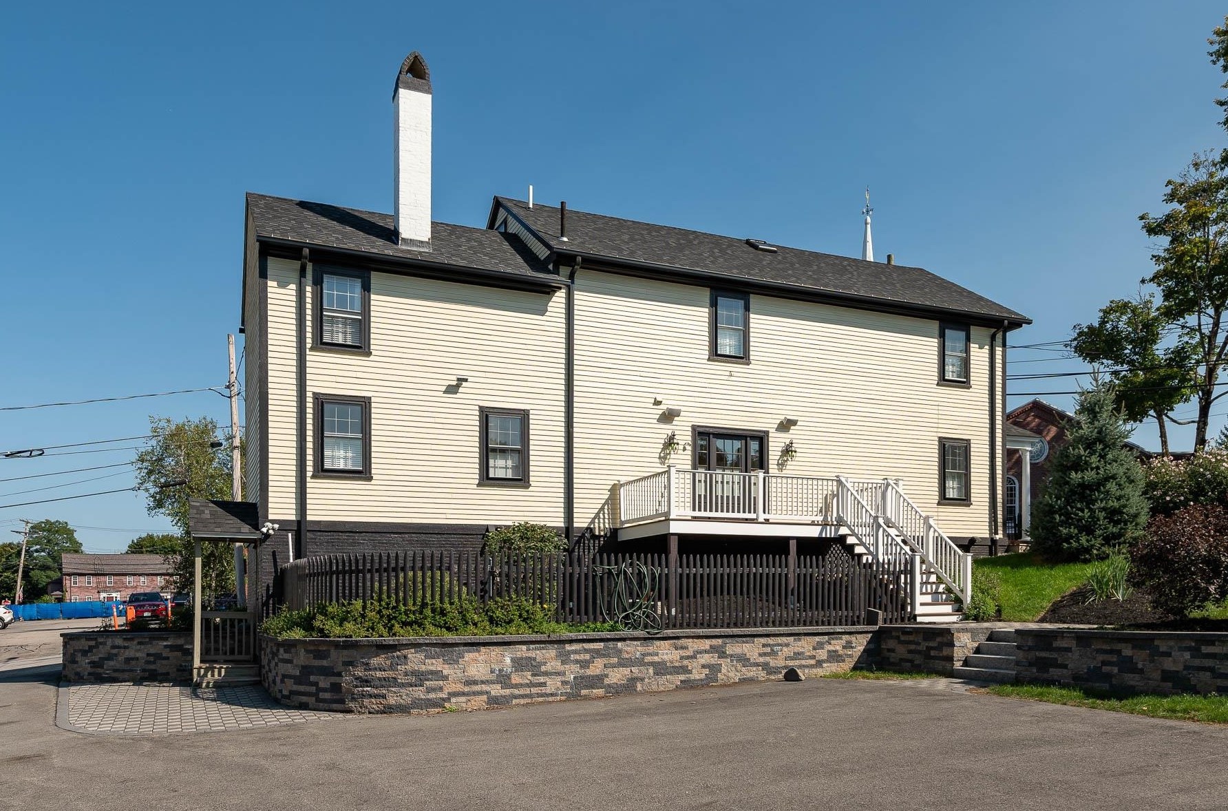 7 Church St, Dover, NH 03820