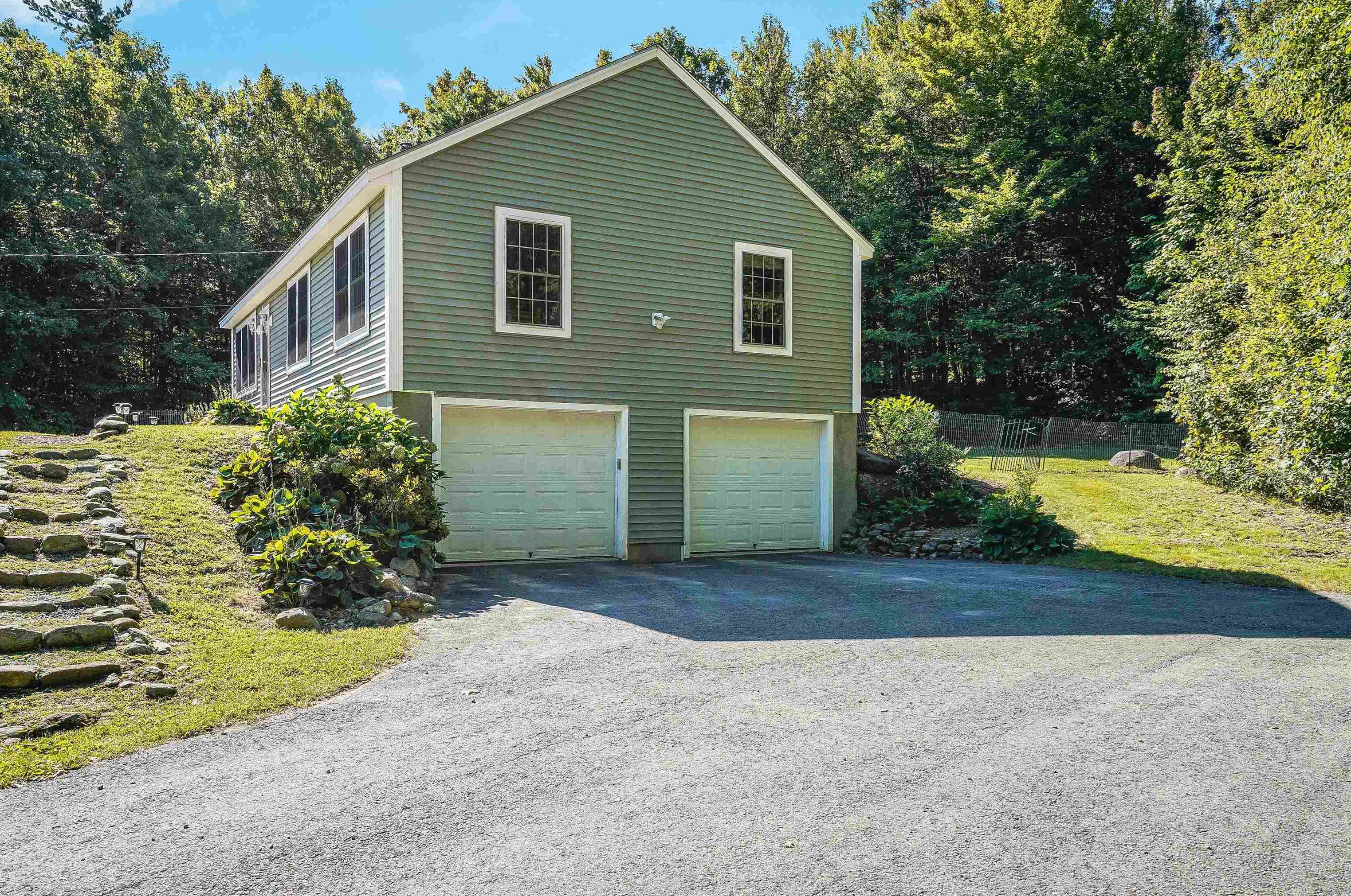 24 Grover Ln, Temple, NH 03084