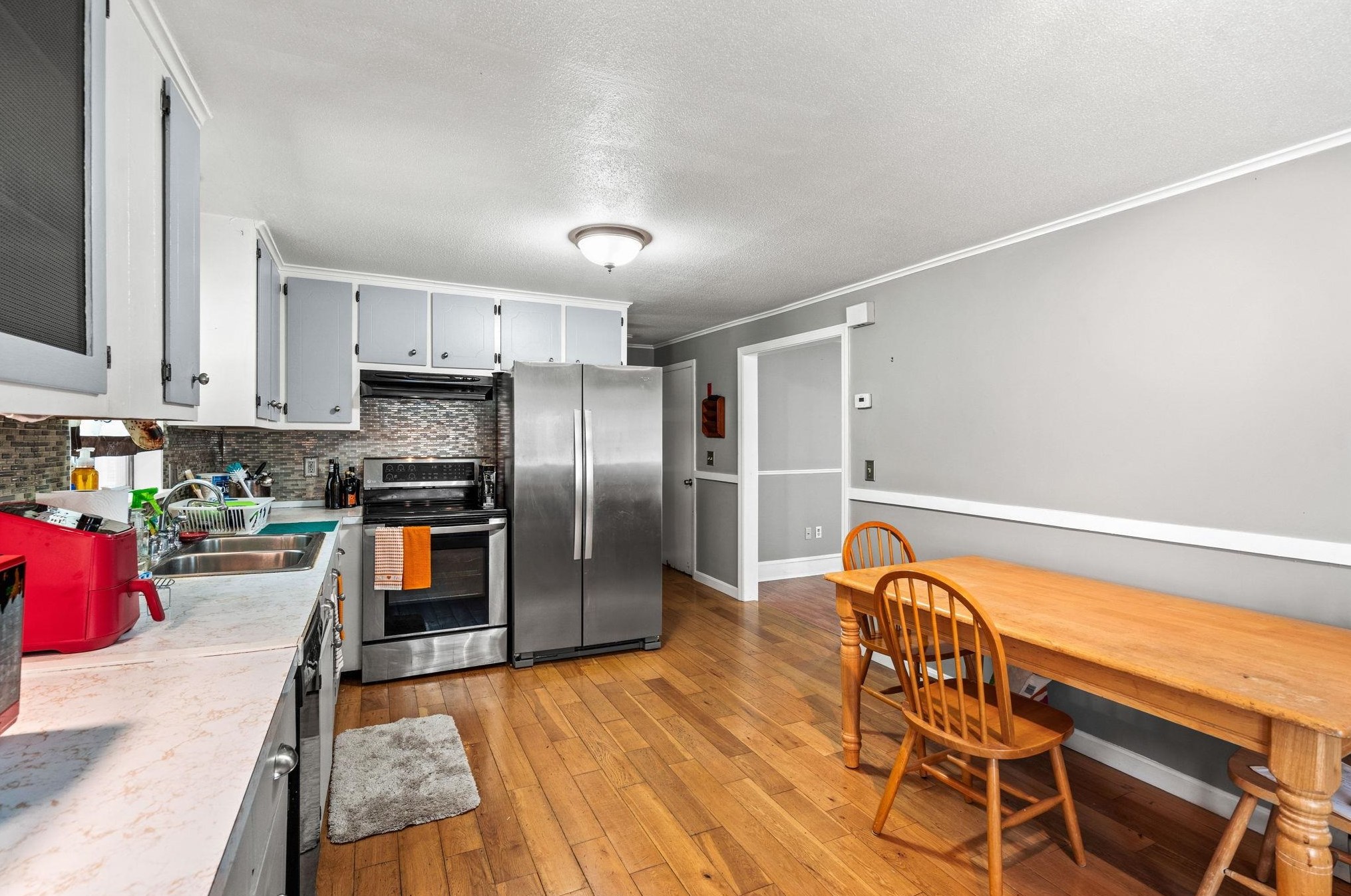 38 Pollard Rd, Plaistow, NH 03865-2530