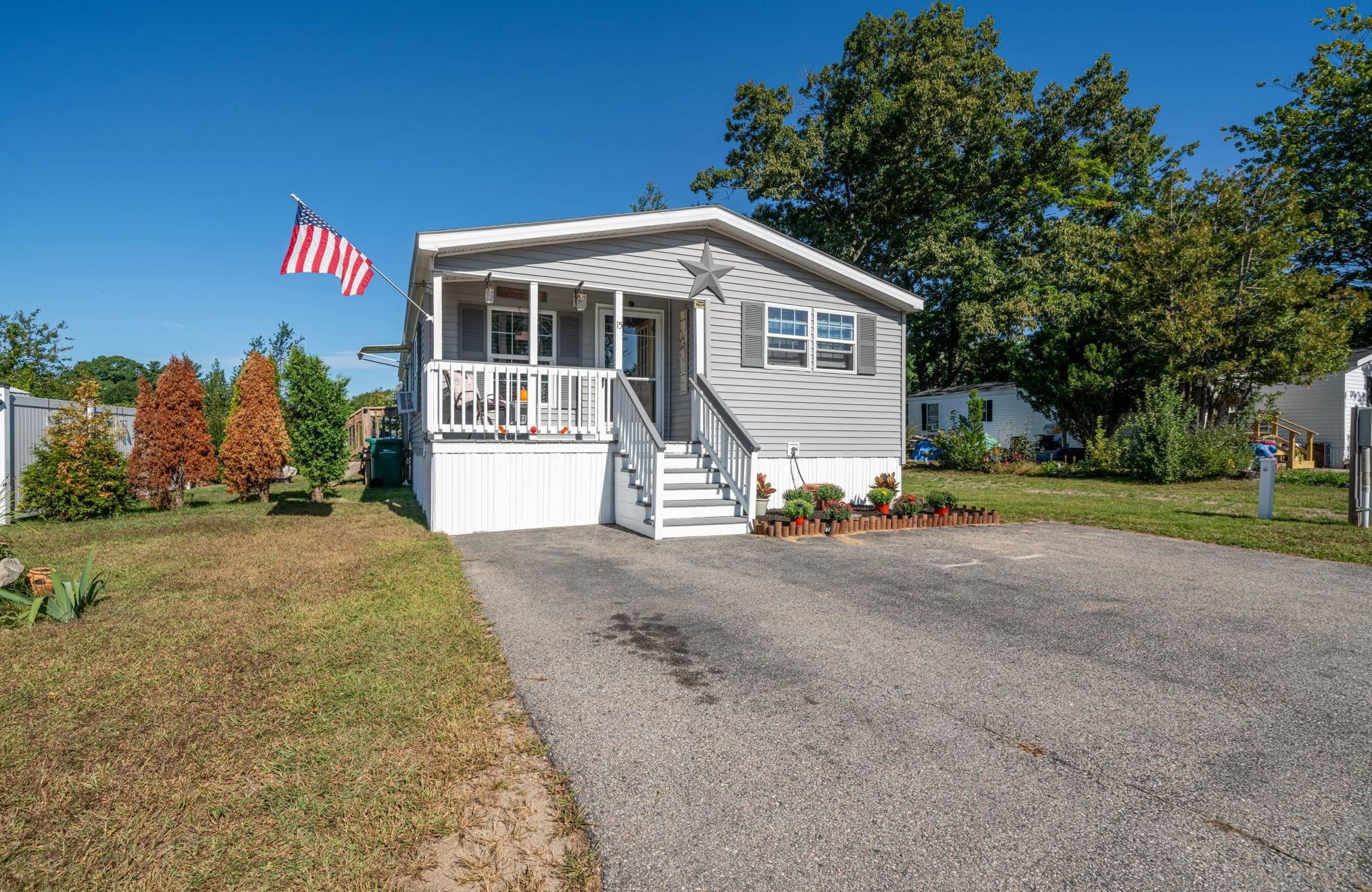 15 West Ln, Rochester, NH 03867