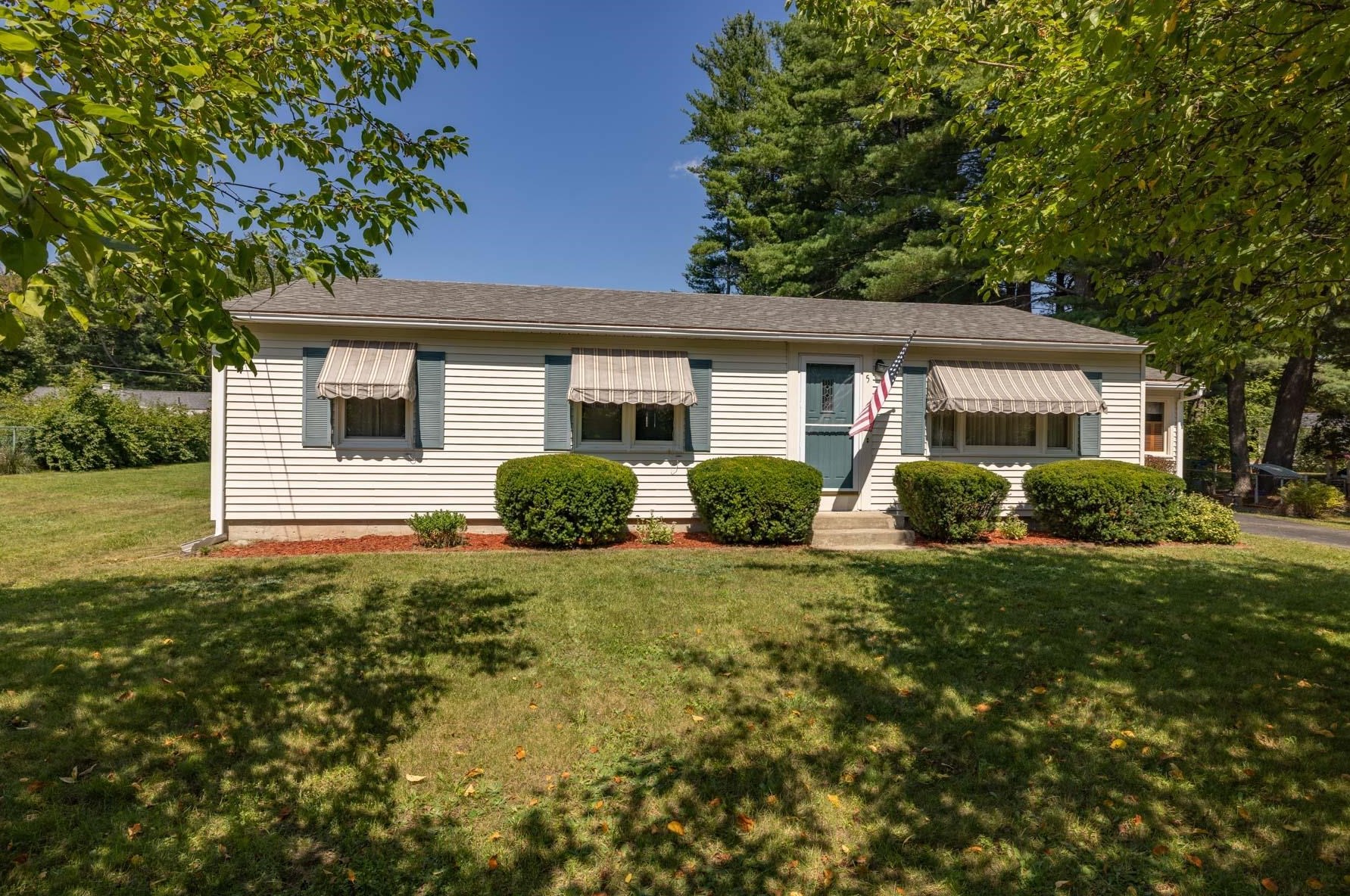 5 Wellington Ave, Dover, NH 03820