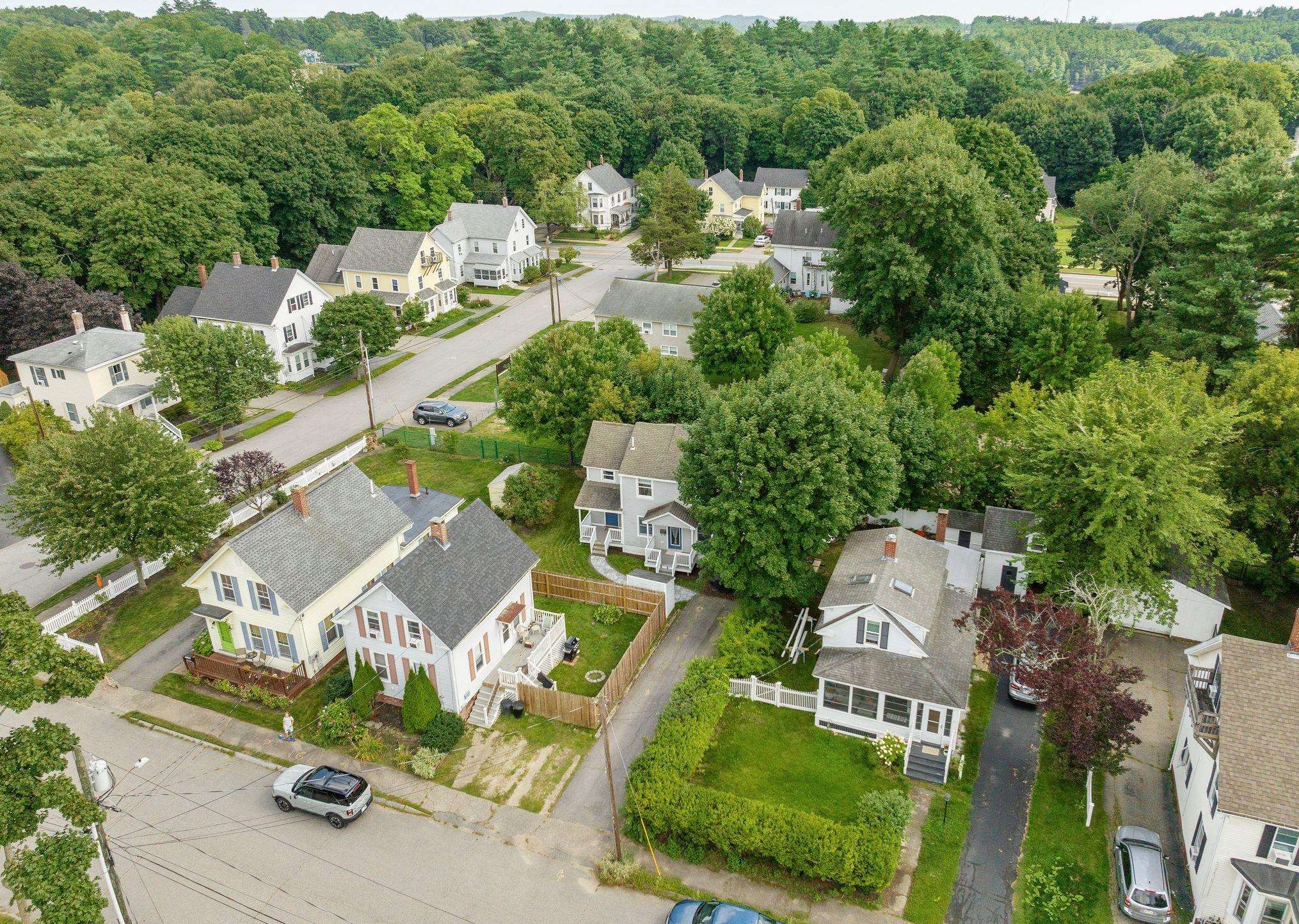 43 Frst St, Dover NH 03820-3223 exterior