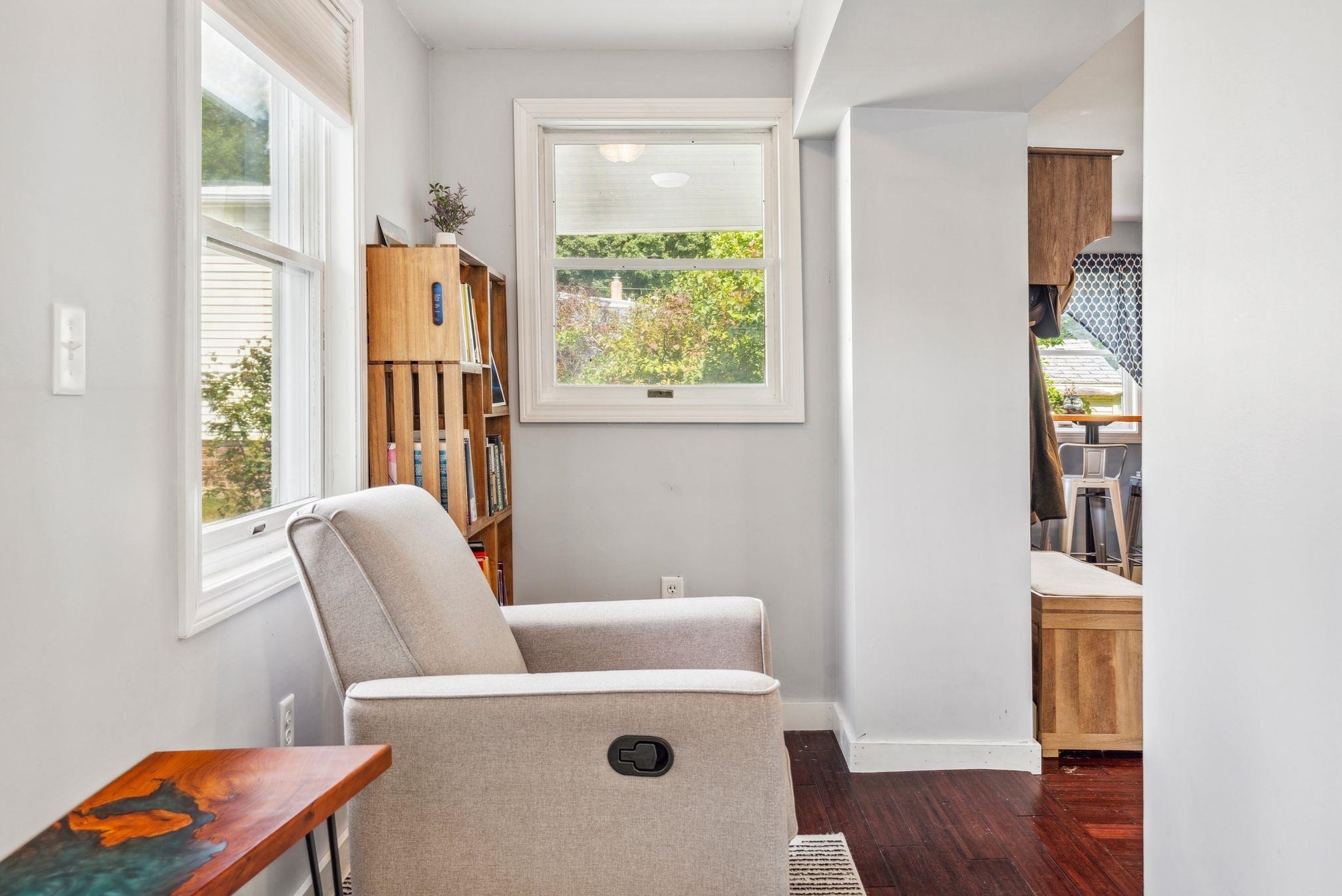 43 Frst St, Dover NH 03820-3223 exterior