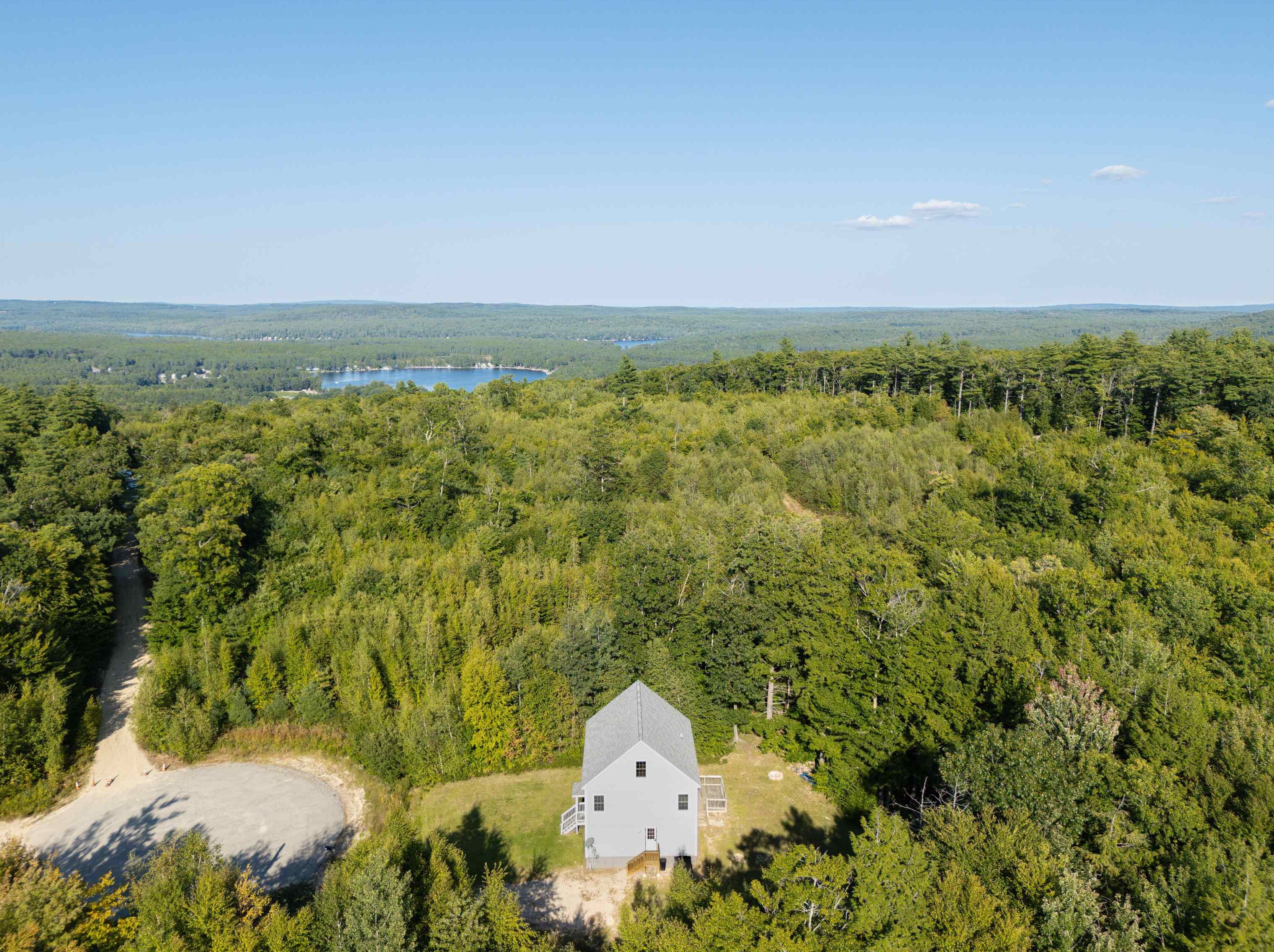 52 Ridgeview Dr, Milton, NH 03851