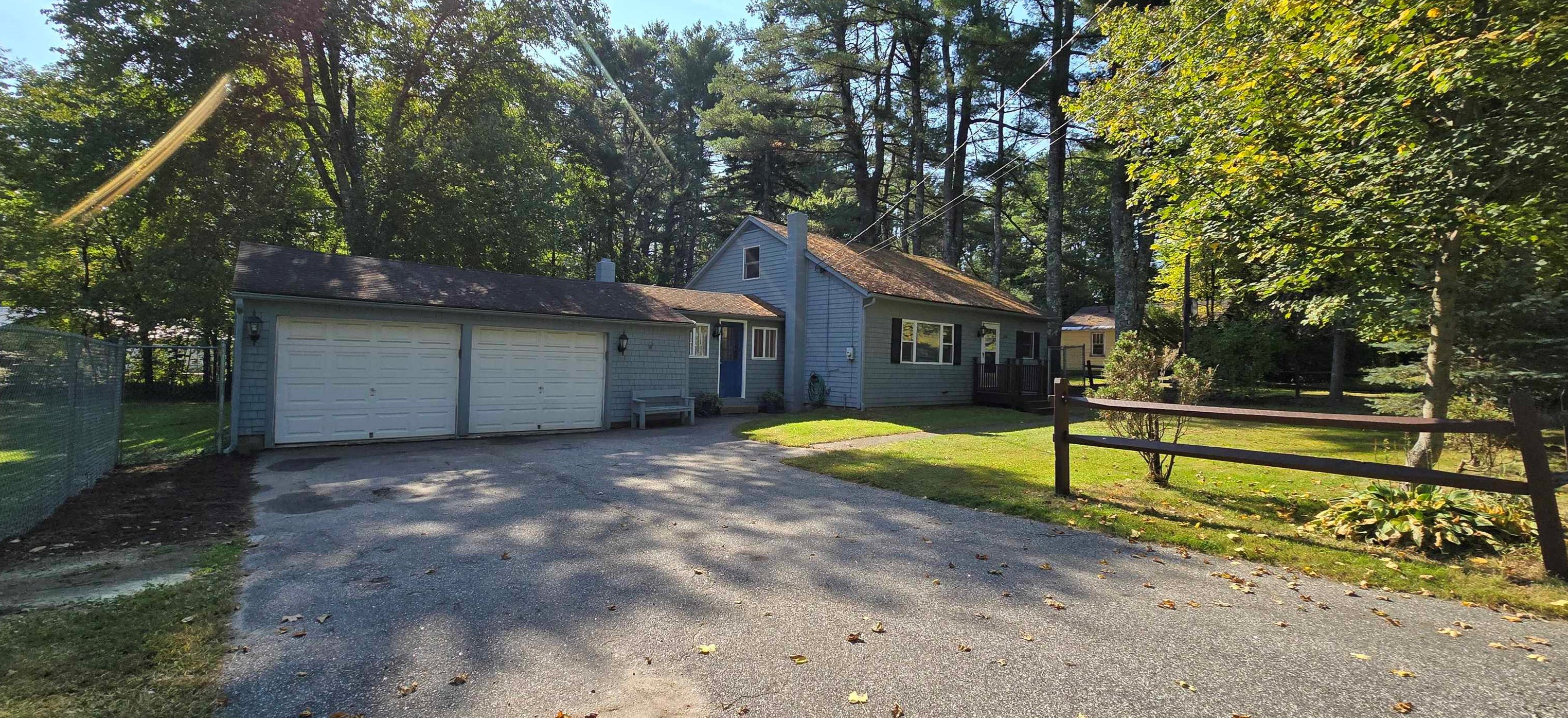 208 Main St, Chichester, NH 03258 exterior