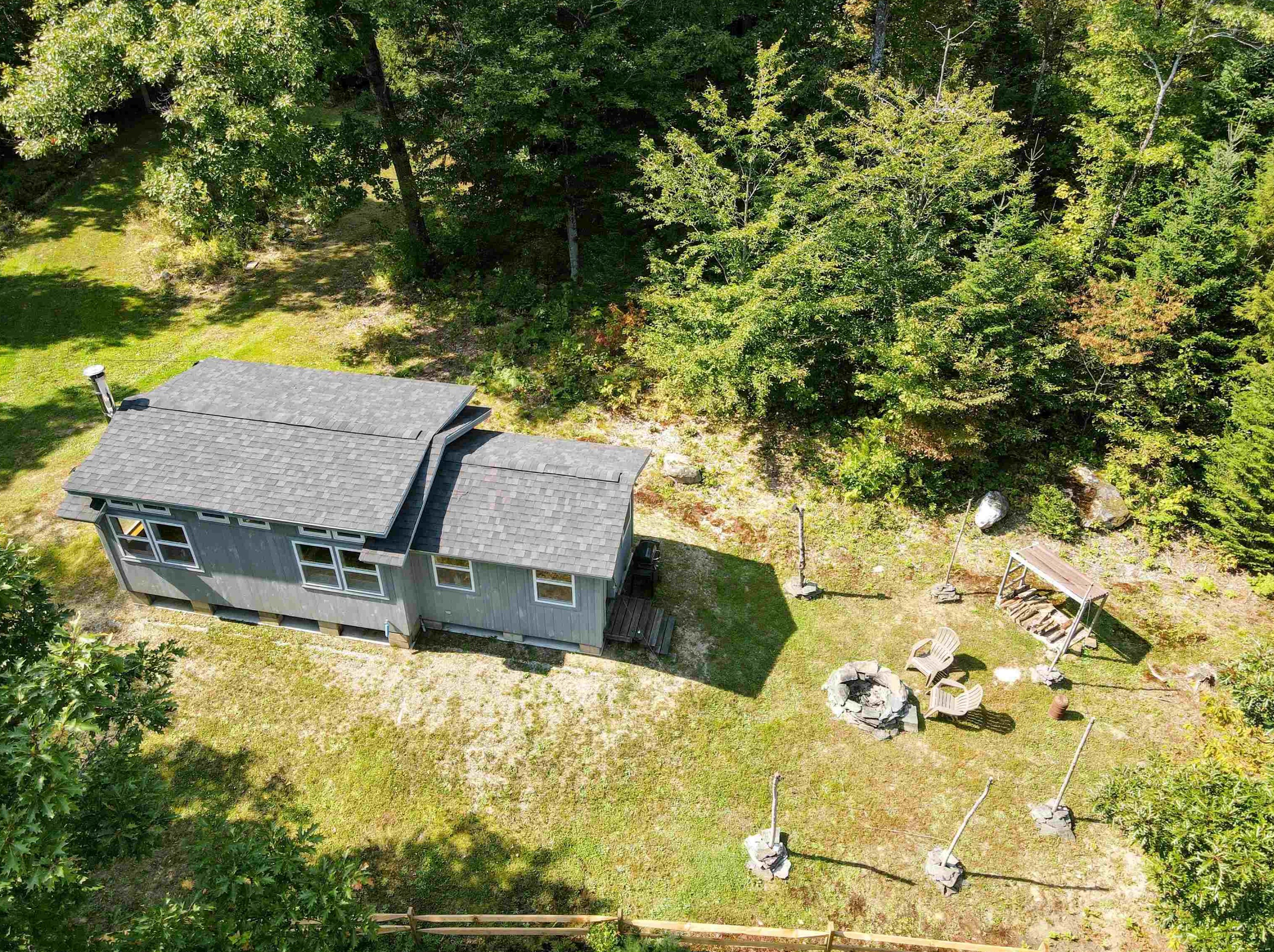 538 Lily Pond Rd, Benton, NH 03780
