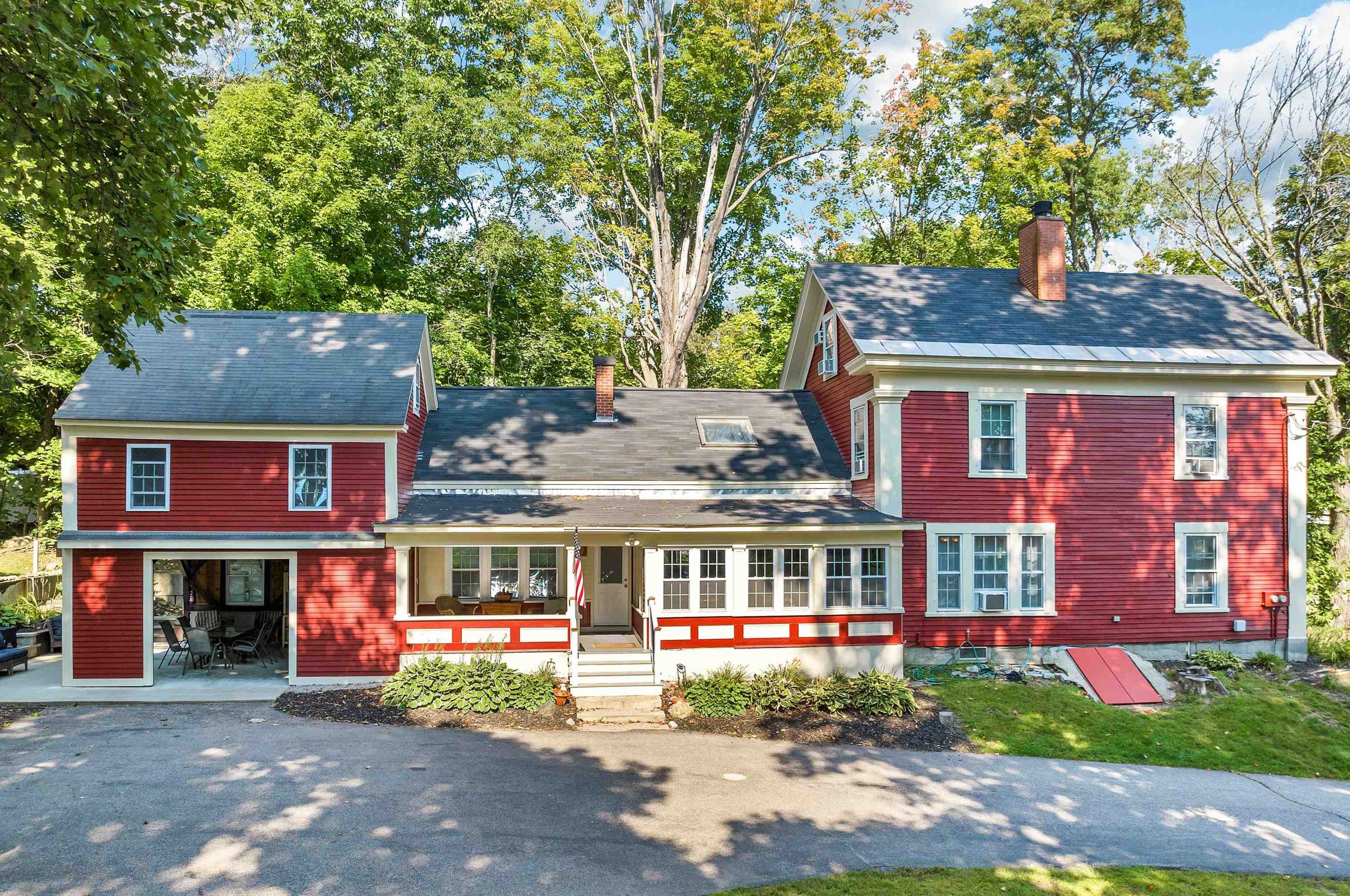 146 N Main St, Wolfeboro, NH 03894