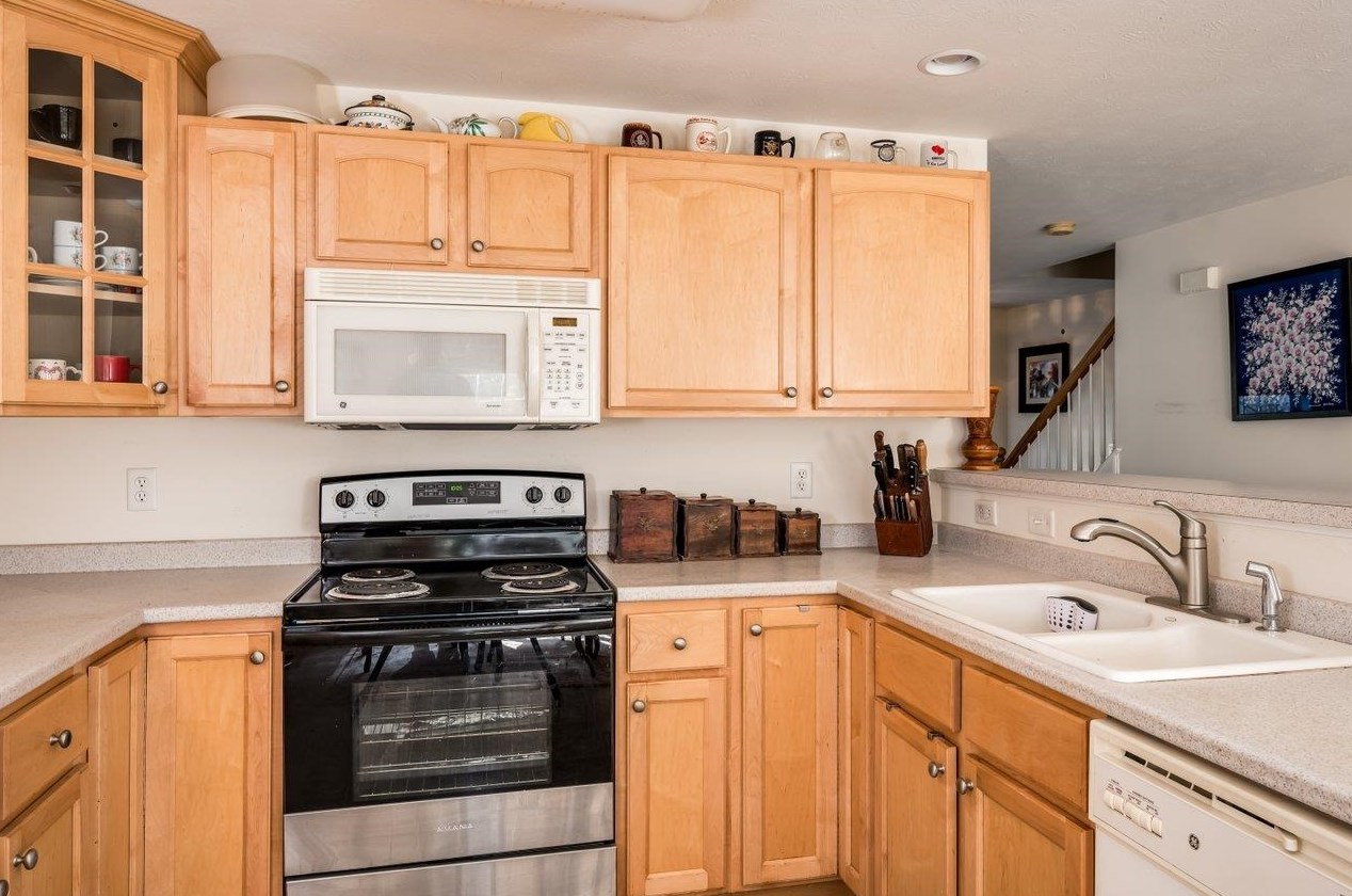 47 Mulberry St #3, Concord, NH 03301