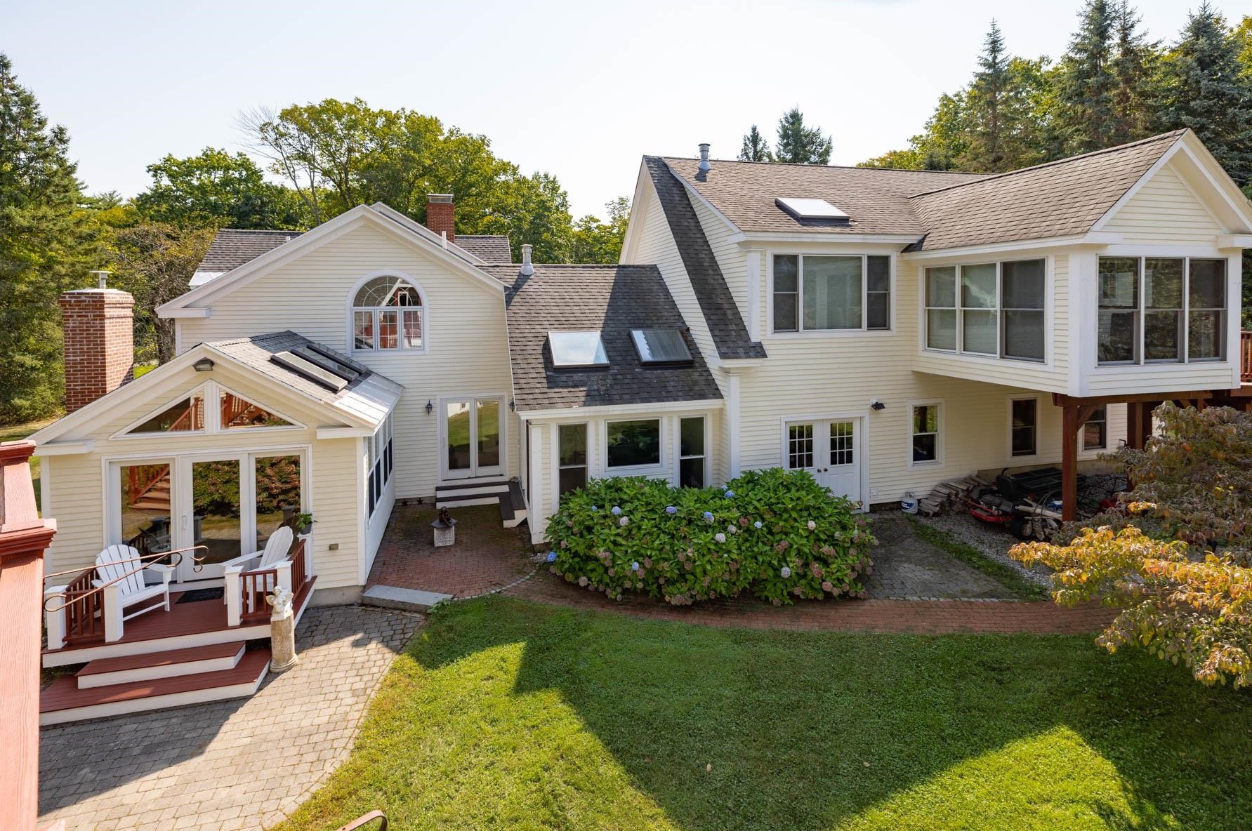 48 Winnicut Rd, Greenland, NH 03840-2602