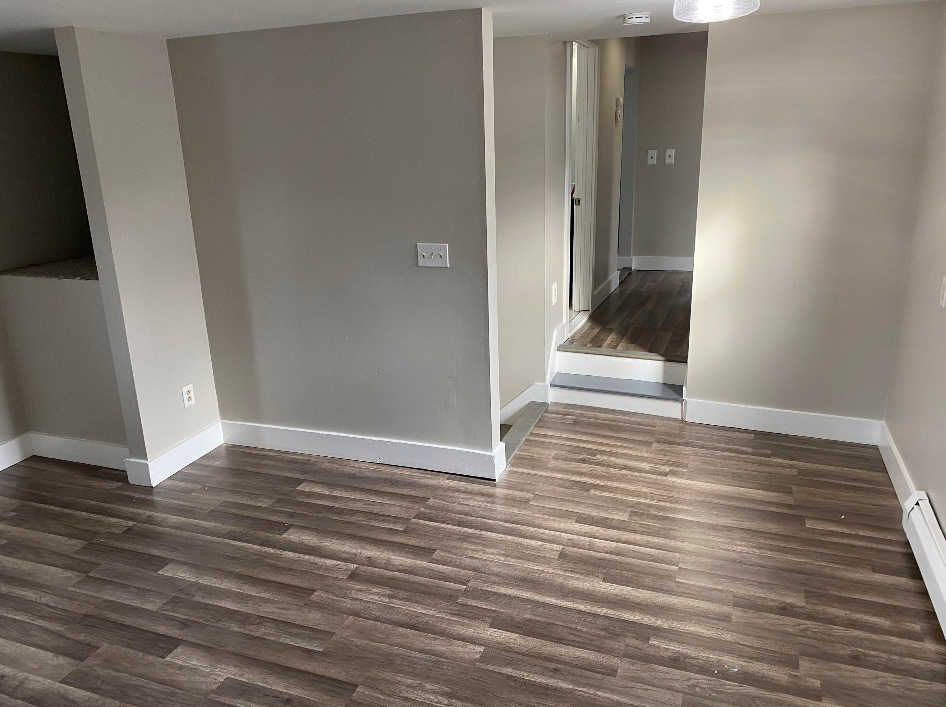 10 Ct St, Dover NH 03820-4109 exterior