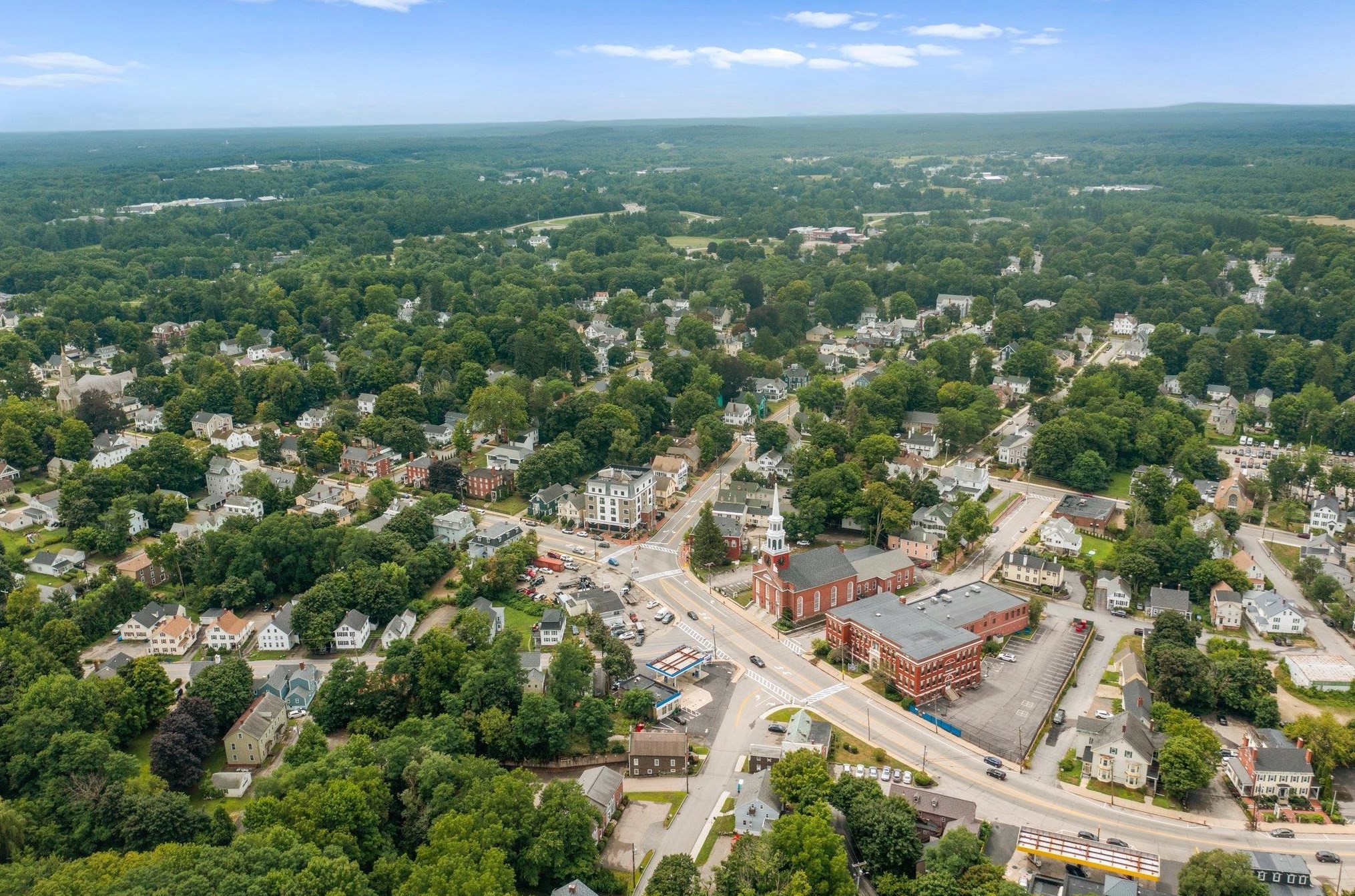 10 Ct St, Dover NH 03820-4109 exterior